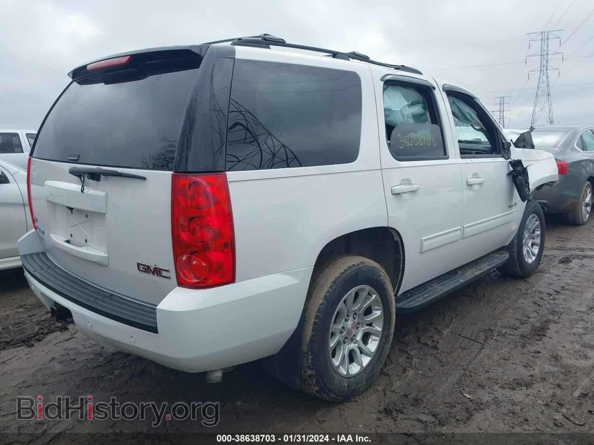 2012 GMC YUKON - VIN: 1GKS2AE06CR264331 - Photo 4