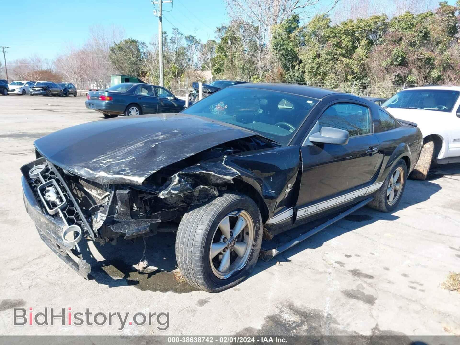 2007 FORD MUSTANG - VIN: 1ZVFT80N175366054 - Фото 2