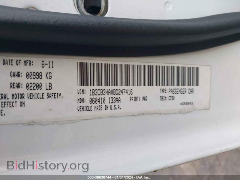 2011 Dodge CALIBER (VIN 1B3CB3HAXBD247416) — фото 9 из 16