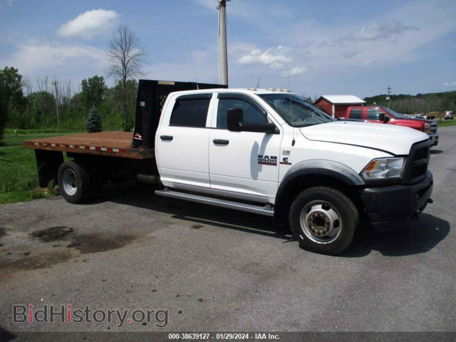 Photo 3C7WRNFL1FG559143 - RAM 5500 CHASSIS 2015