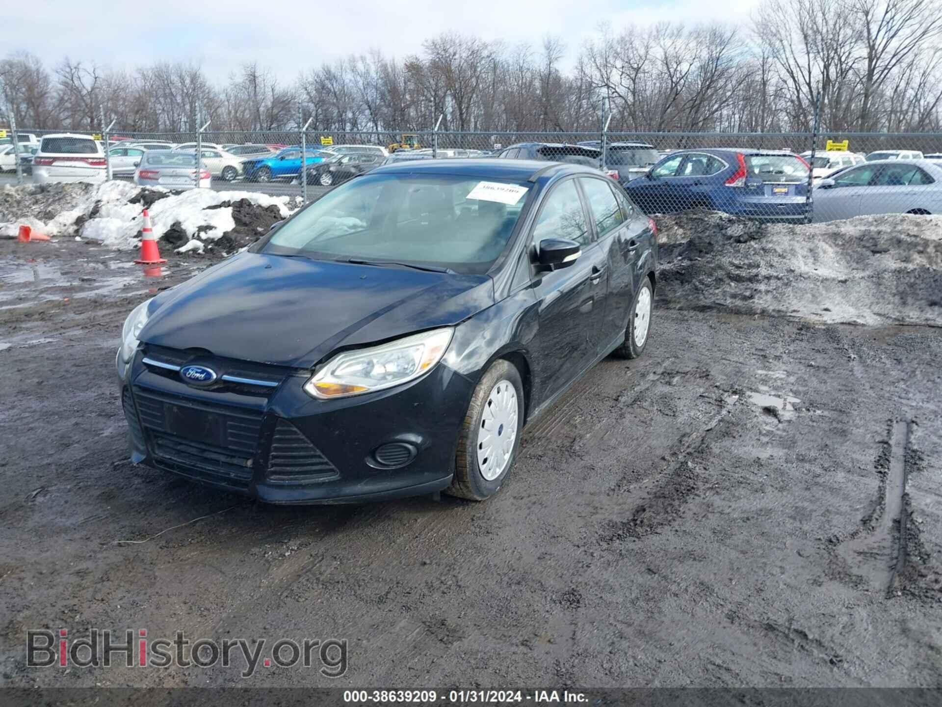 2014 FORD FOCUS - VIN: 1FADP3F29EL393922 - Фото 2