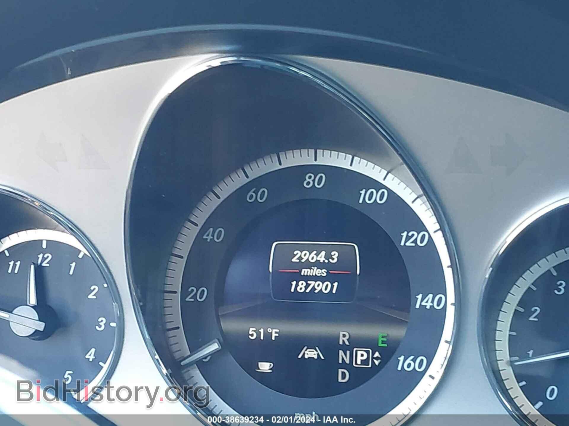 2013 MERCEDES-BENZ E 350 - VIN: WDDHF5KB0DA674510 - Фото 7