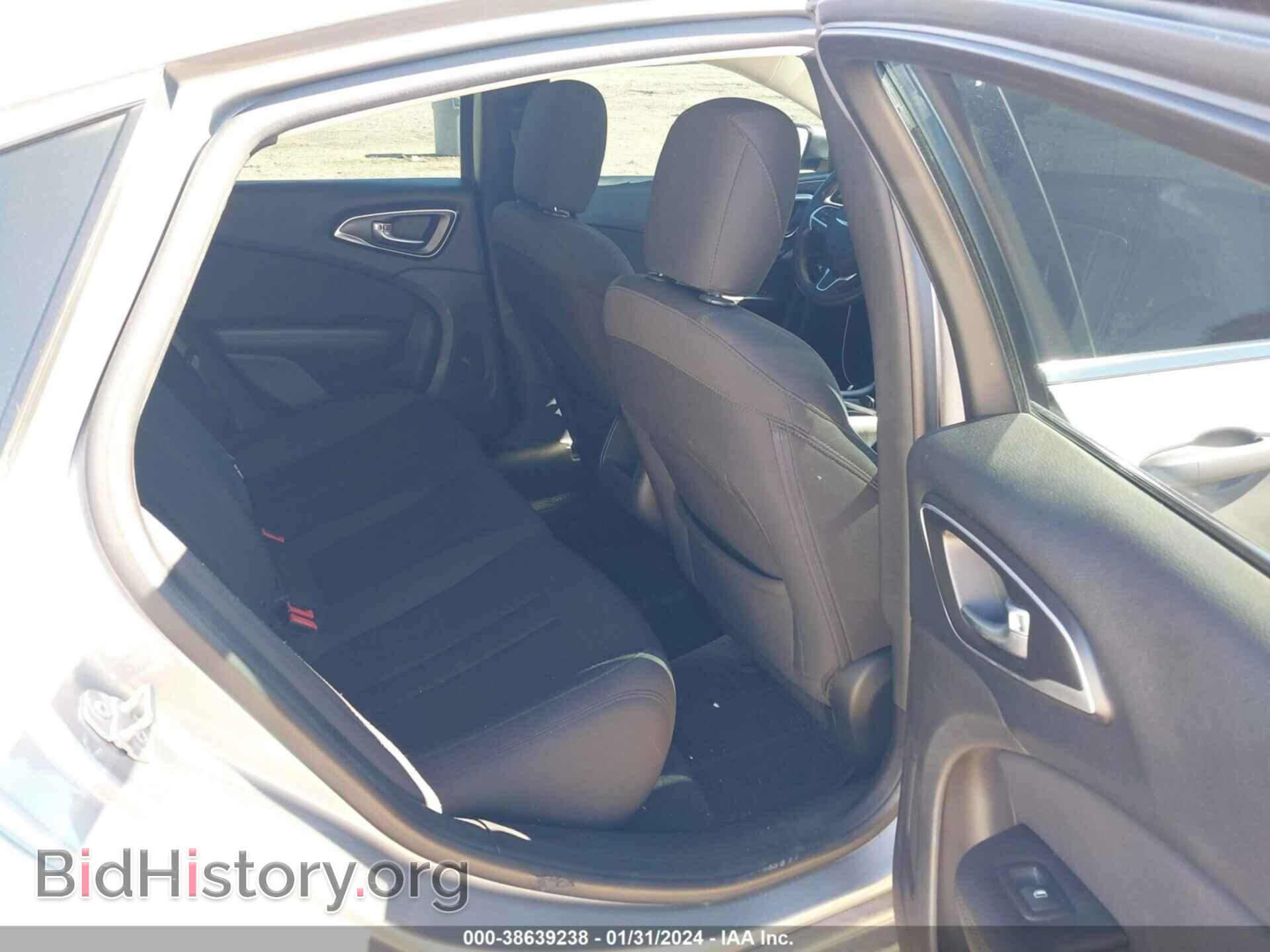 2016 CHRYSLER 200 - VIN: 1C3CCCAB1GN115245 - Photo 8