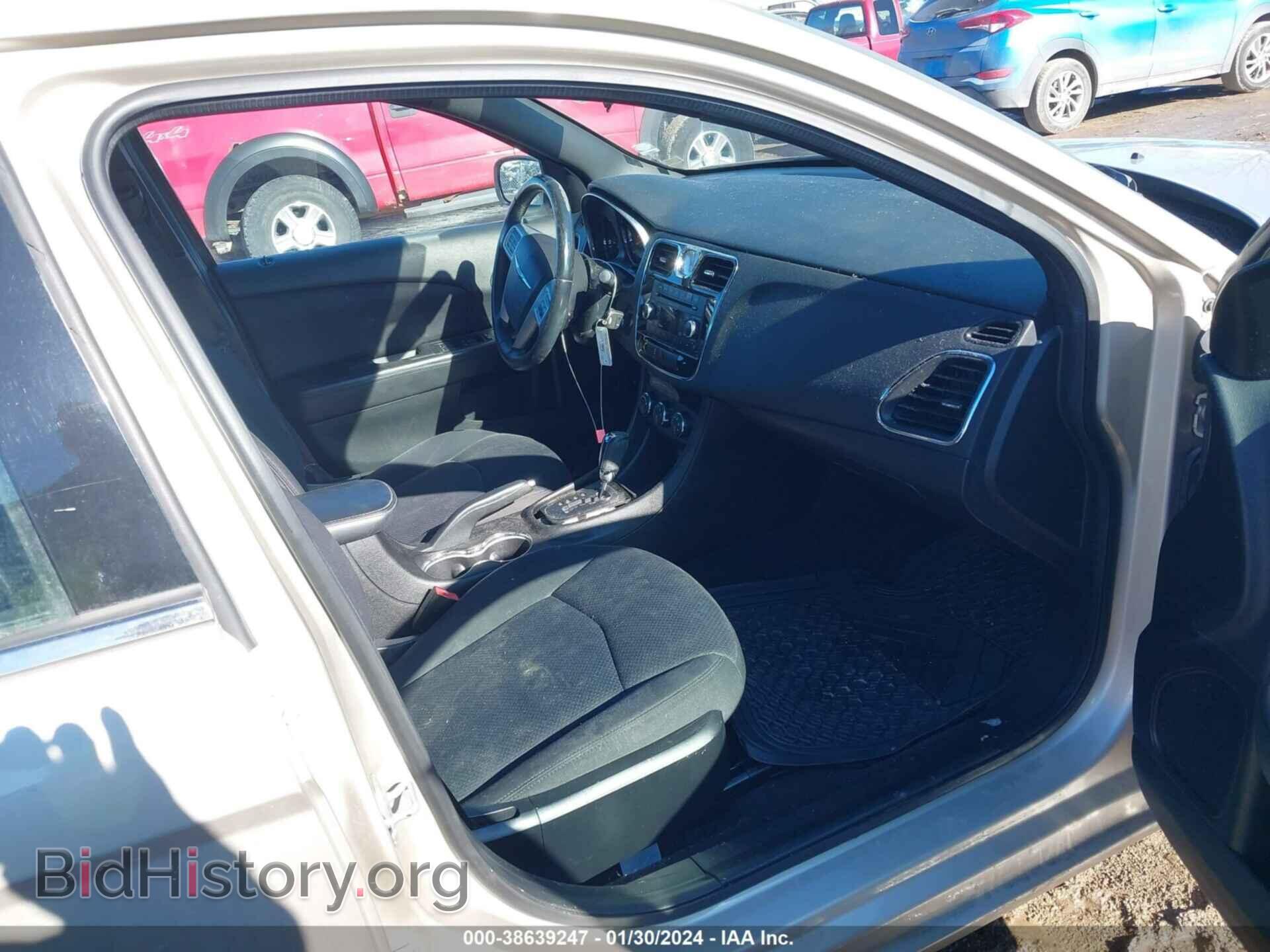 2013 CHRYSLER 200 - VIN: 1C3CCBBG1DN678747 - Фото 5