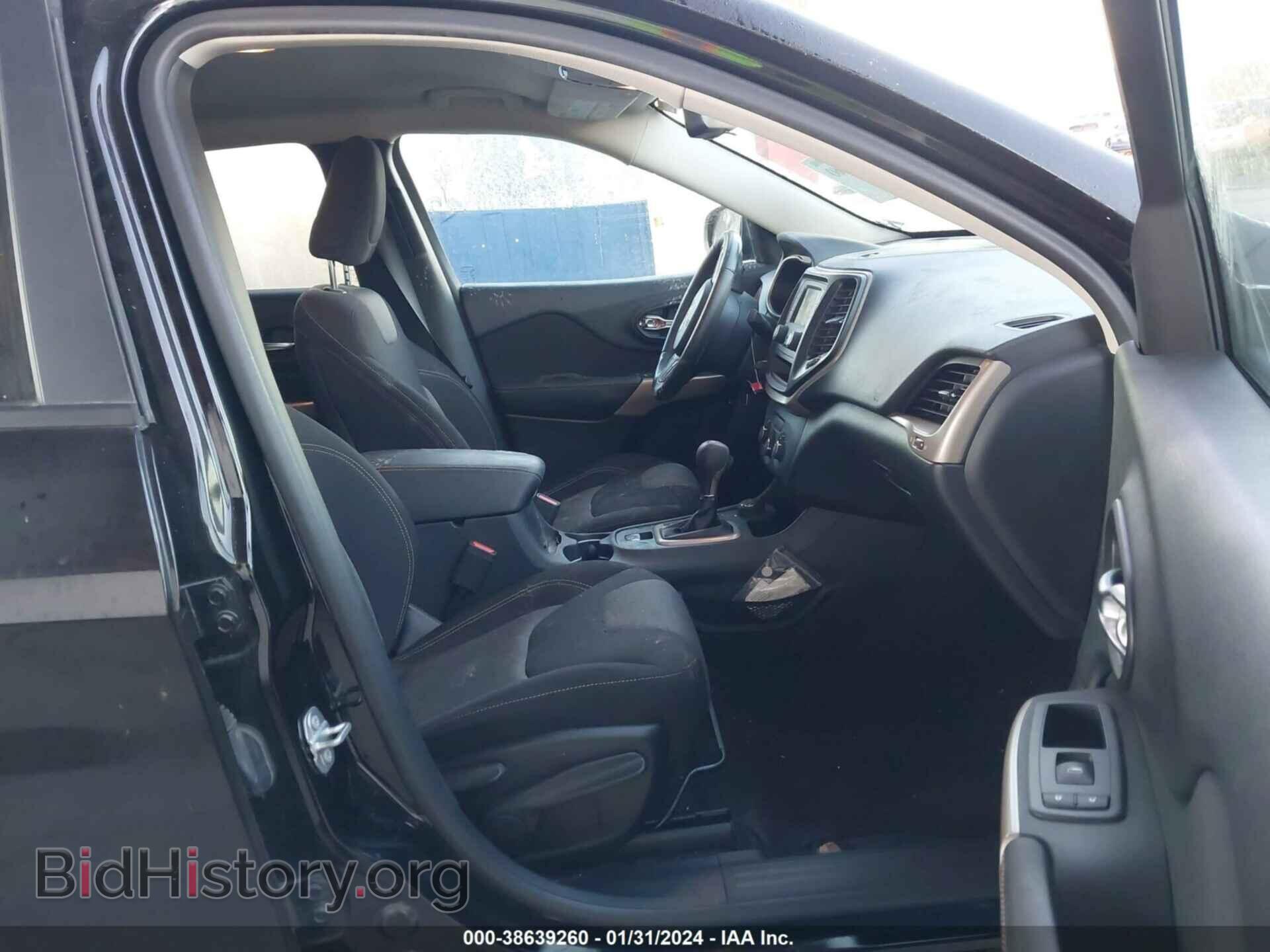 2017 JEEP CHEROKEE - VIN: 1C4PJMAB2HW594974 - Фото 5