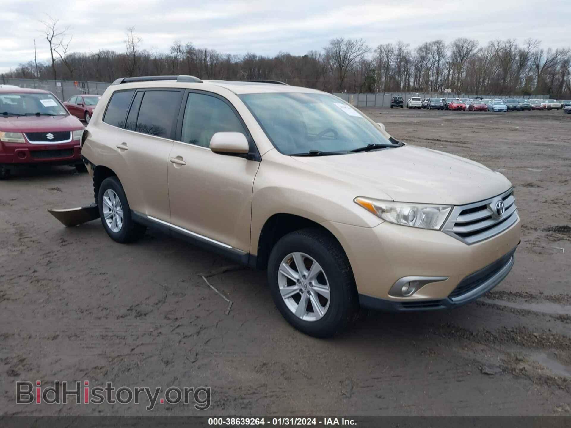 Фотография 5TDBK3EH5BS090863 - TOYOTA HIGHLANDER 2011