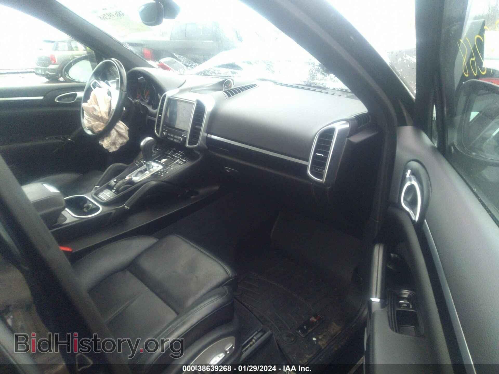 2018 PORSCHE CAYENNE - VIN: WP1AA2A23JKA00981 - Фото 5