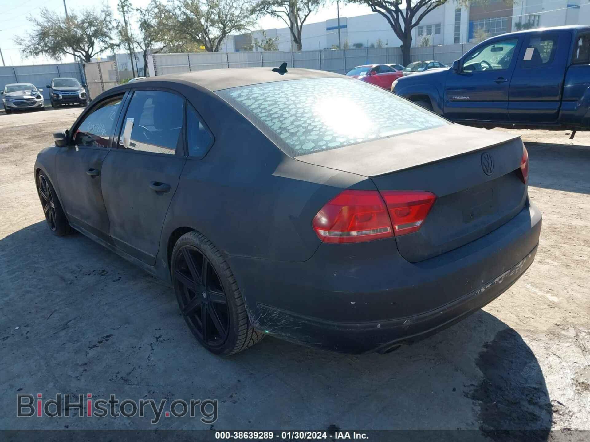 2013 VOLKSWAGEN PASSAT - VIN: 1VWBN7A39DC048593 - Фото 3