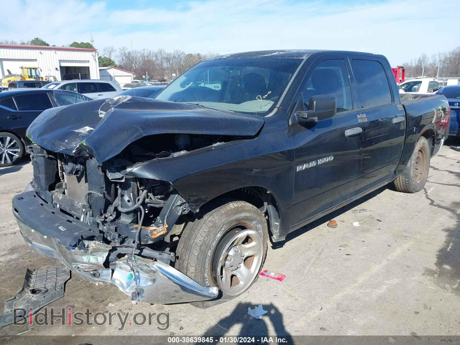 2011 DODGE RAM 1500 - VIN: 1D7RB1CP3BS570331 - Фото 2
