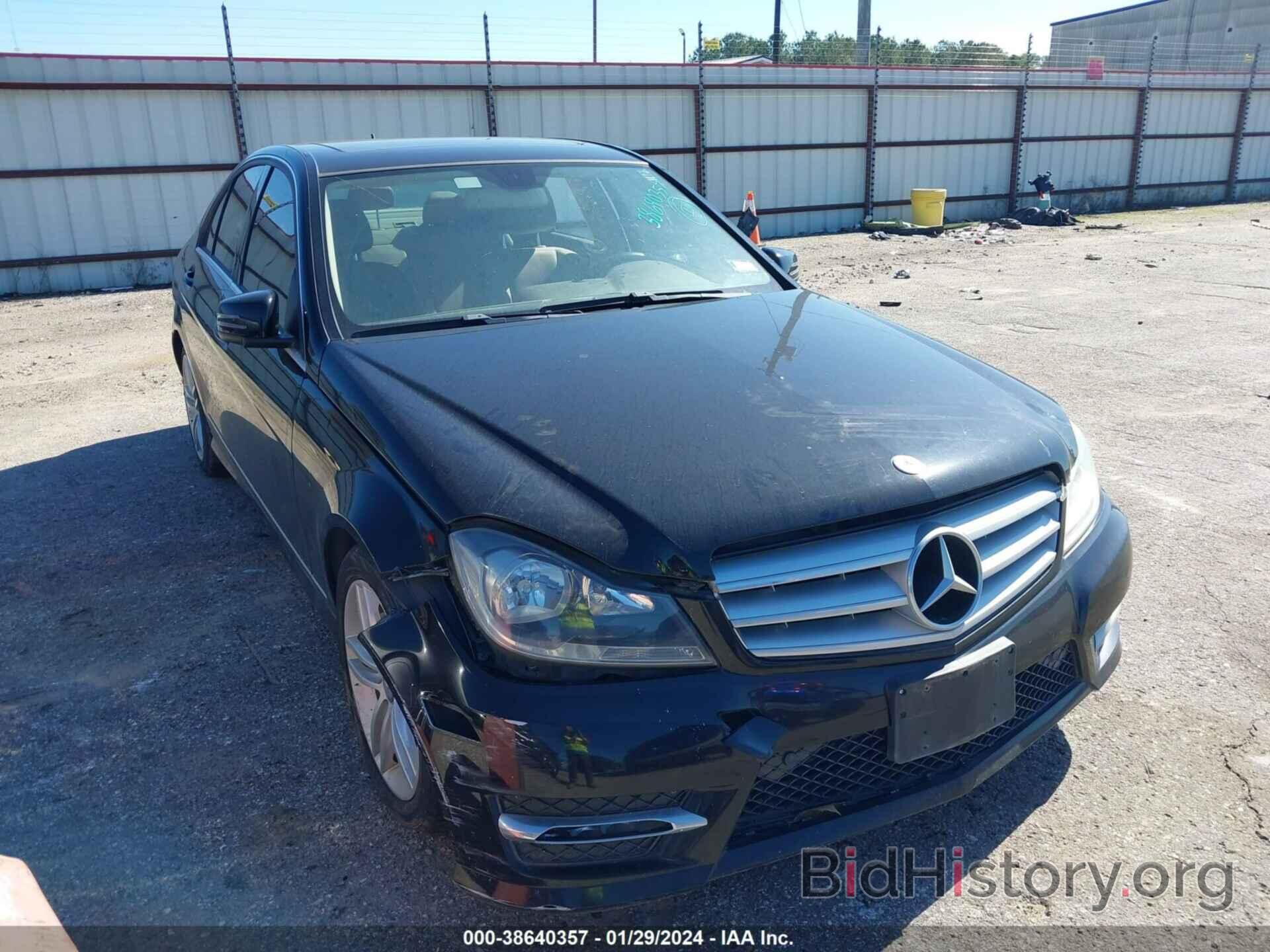 Photo WDDGF4HB7DR291727 - MERCEDES-BENZ C 250 2013