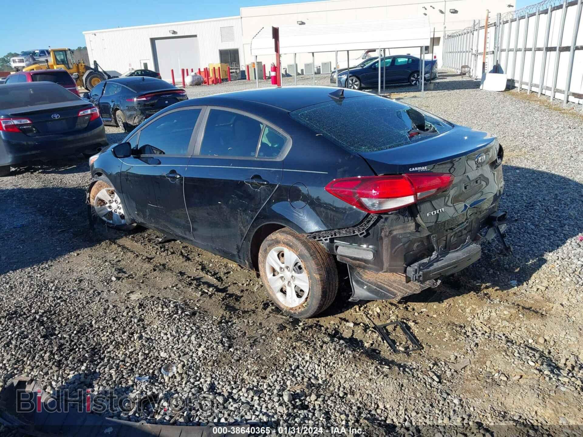 2017 KIA FORTE - VIN: 3KPFK4A78HE141912 - Фото 3