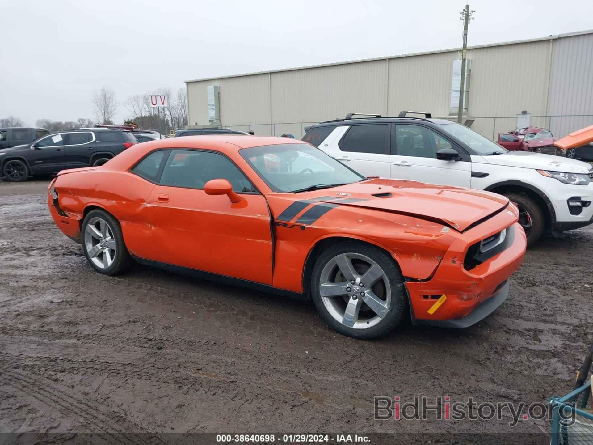 Photo 2B3LJ54T49H570315 - DODGE CHALLENGER 2009