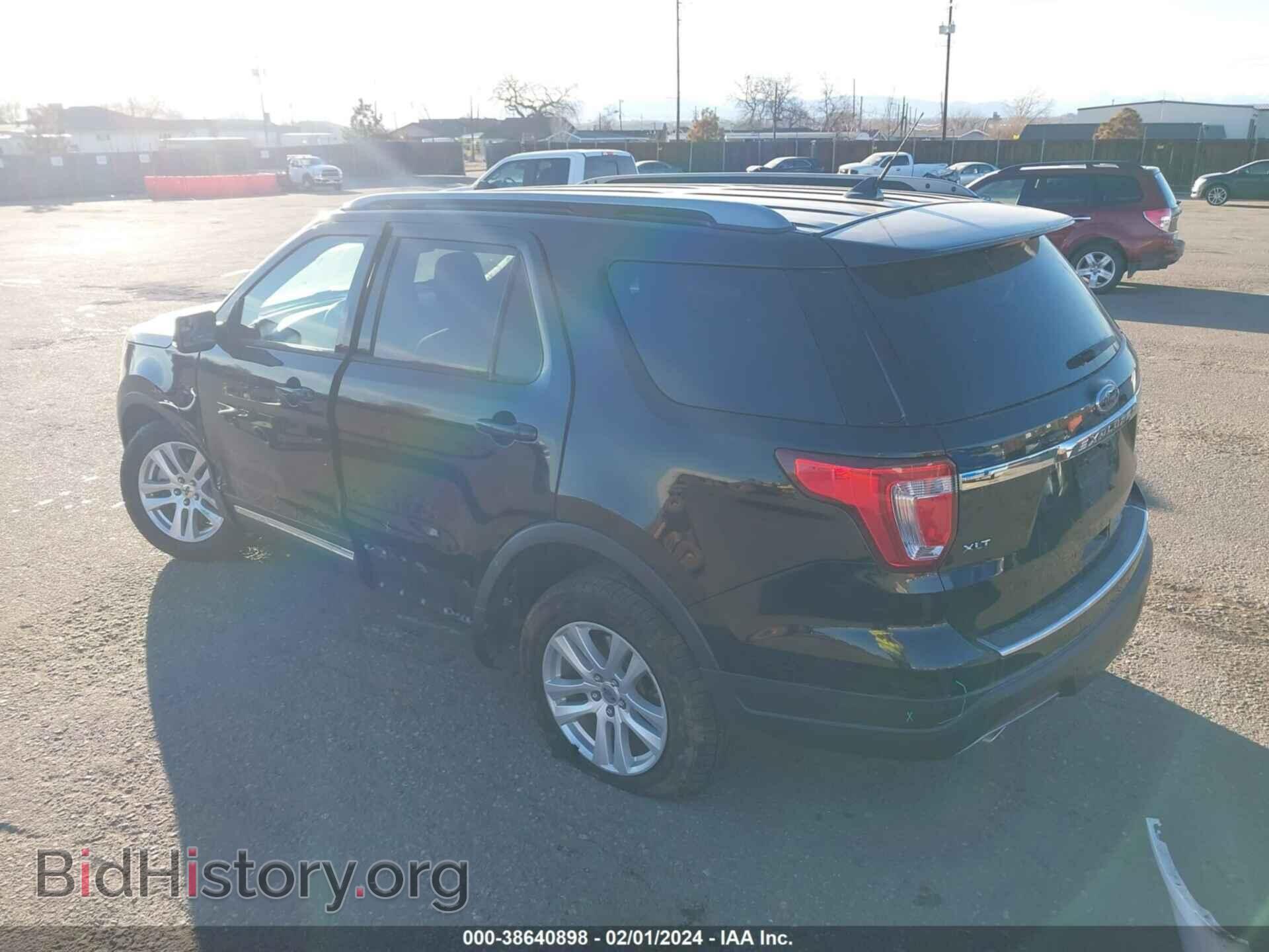 2018 FORD EXPLORER - VIN: 1FM5K8D86JGB60130 - Фото 3
