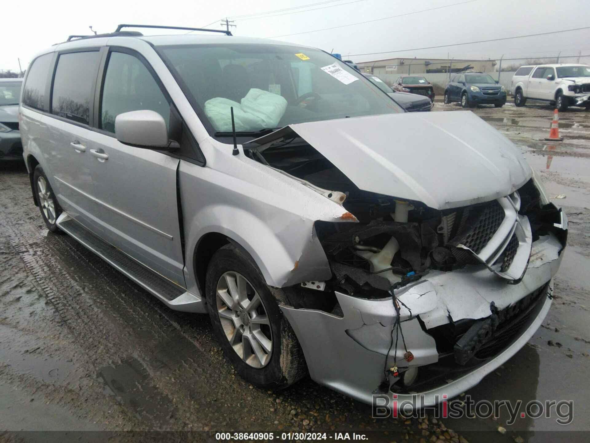 Photo 2D4RN7DG4BR776846 - DODGE GRAND CARAVAN 2011