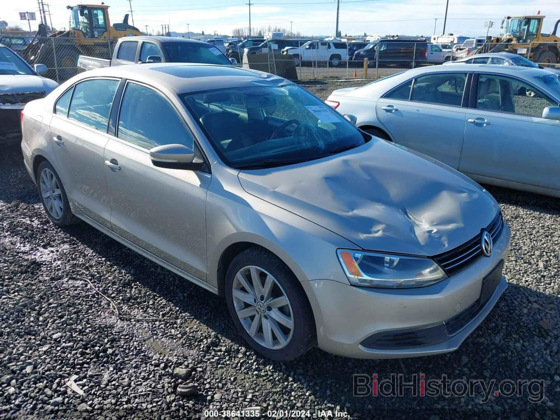 Photo 3VWD17AJ0EM203180 - VOLKSWAGEN JETTA 2014