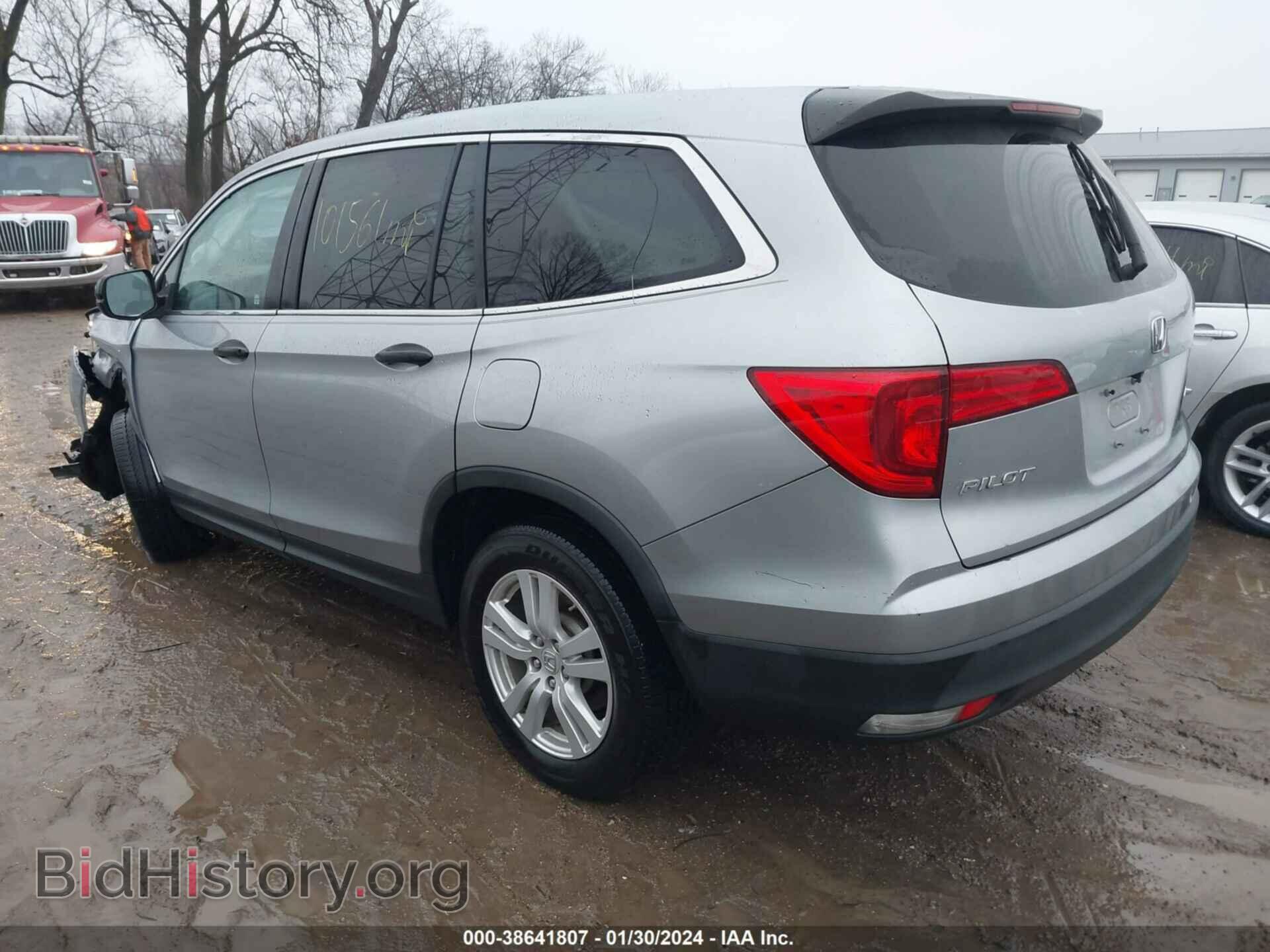 2016 HONDA PILOT - VIN: 5FNYF6H11GB072273 - Фото 3