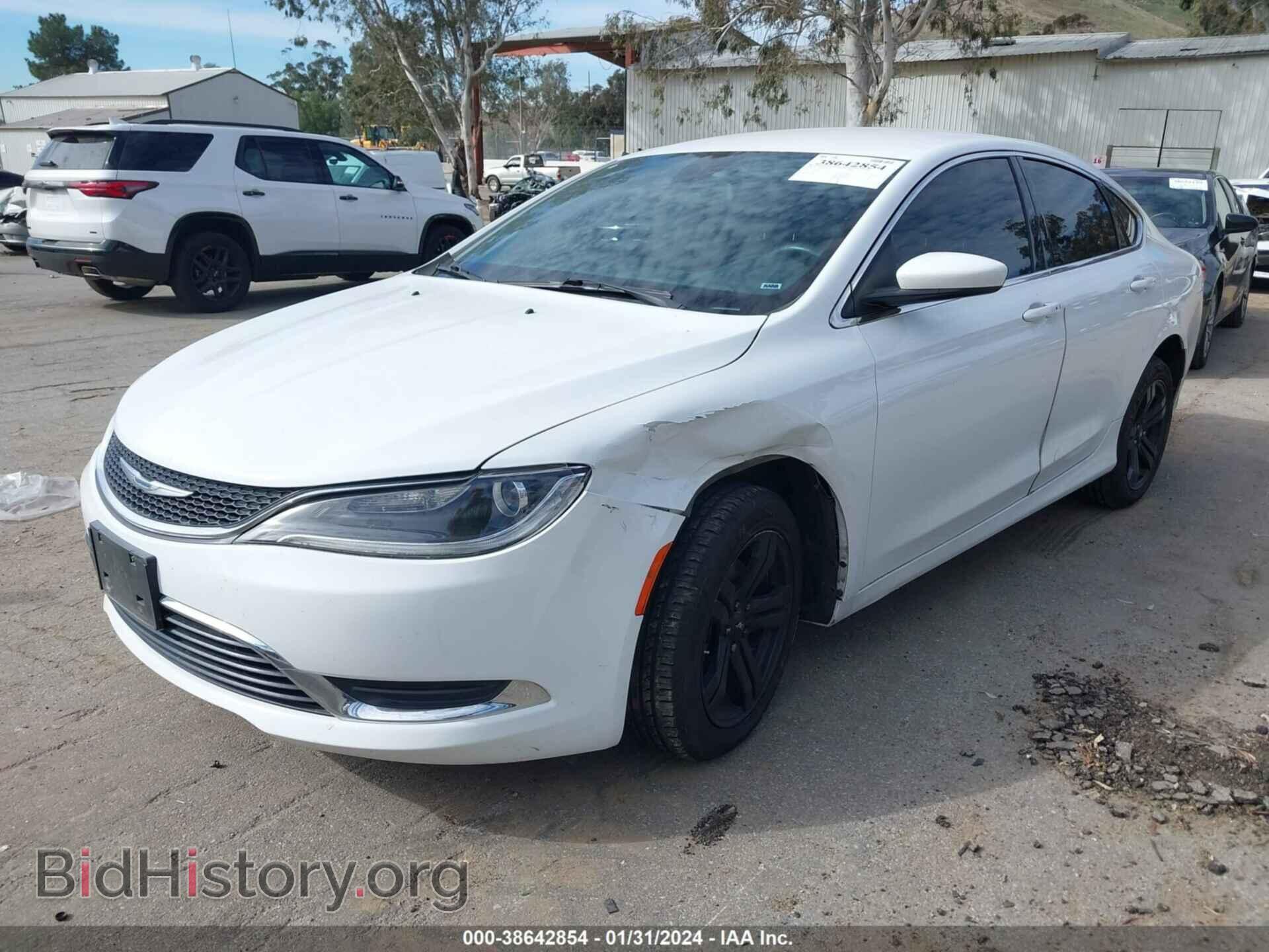 2015 CHRYSLER 200 - VIN: 1C3CCCAB8FN627230 - Фото 2