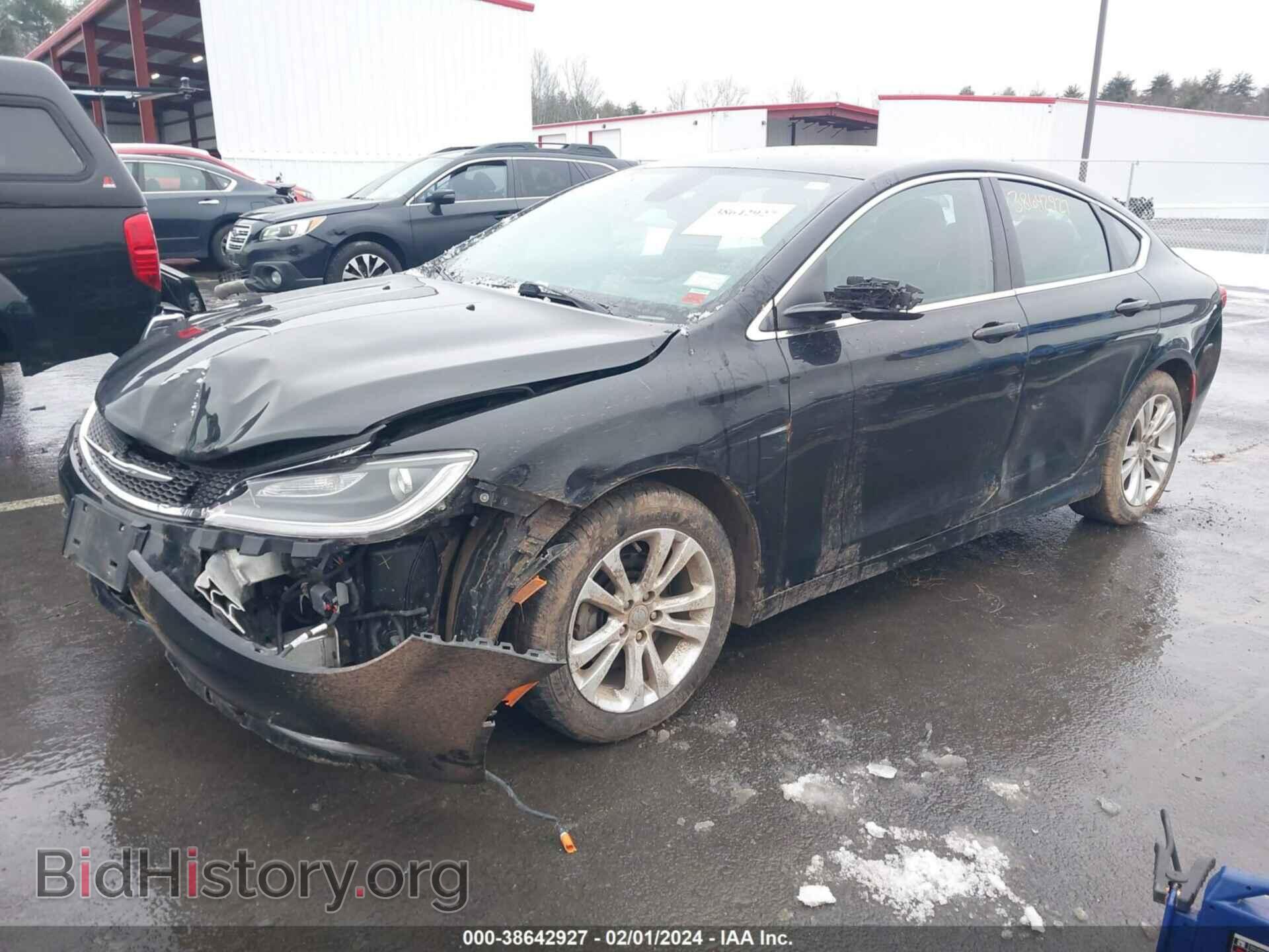 2015 CHRYSLER 200 - VIN: 1C3CCCAB7FN574598 - Фото 2