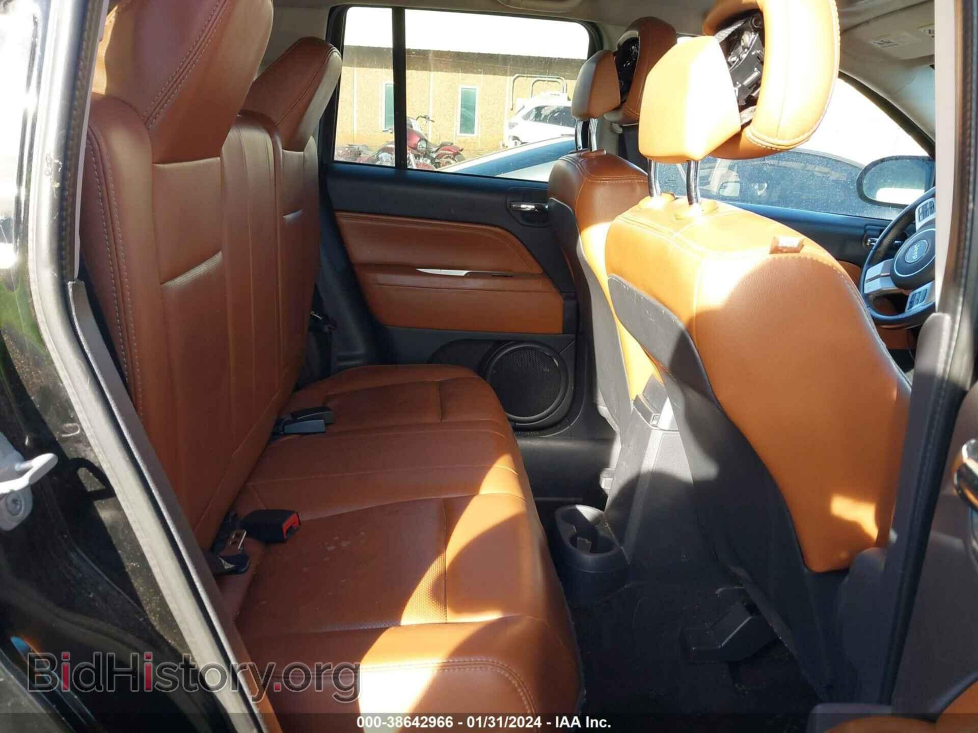 2014 JEEP COMPASS - VIN: 1C4NJDCBXED512355 - Фото 8