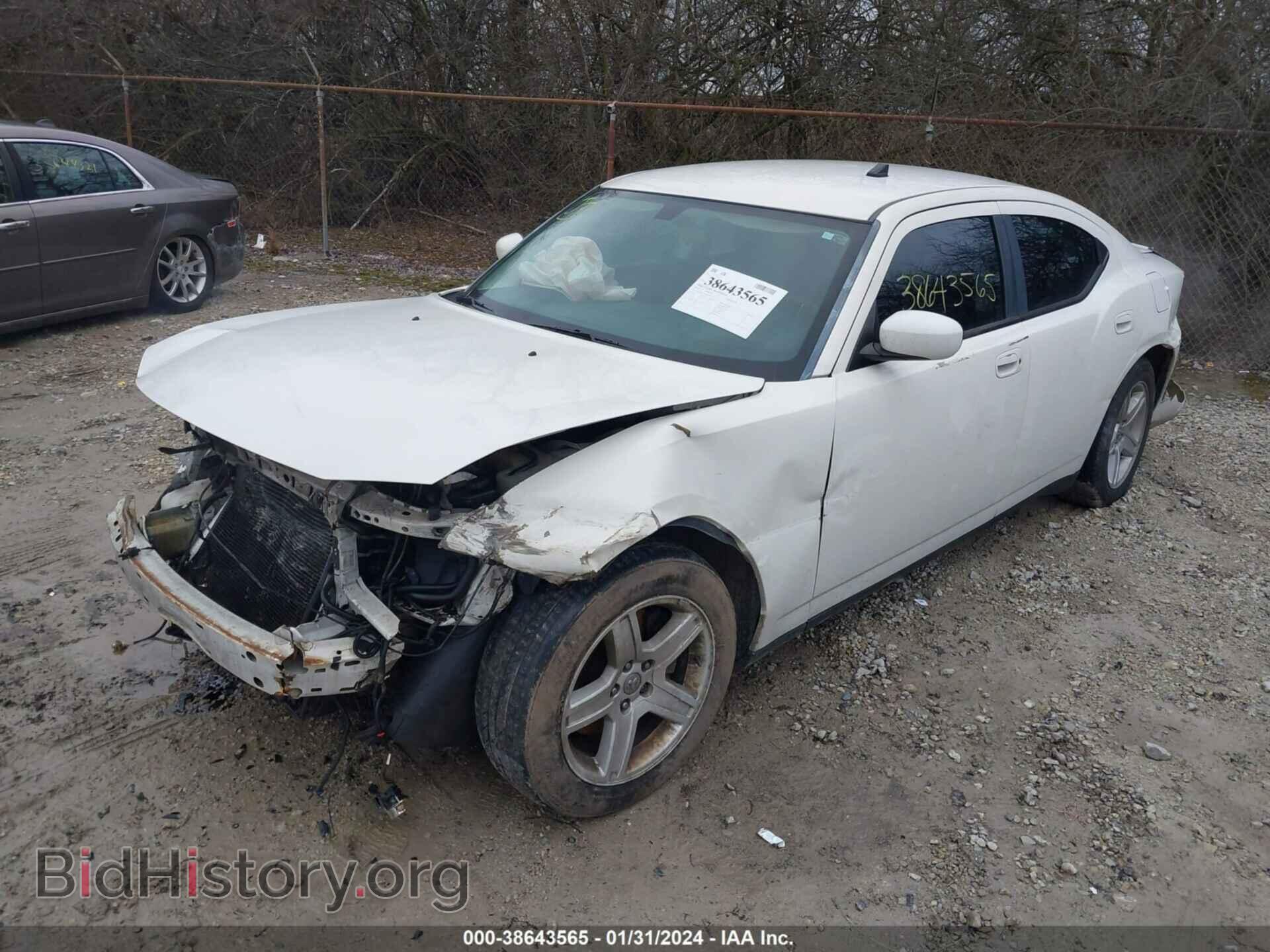 2010 DODGE CHARGER - VIN: 2B3CA4CT9AH245207 - Фото 2