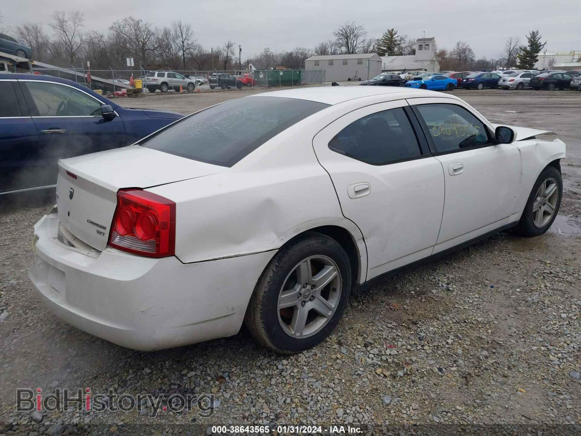2010 DODGE CHARGER - VIN: 2B3CA4CT9AH245207 - Фото 4
