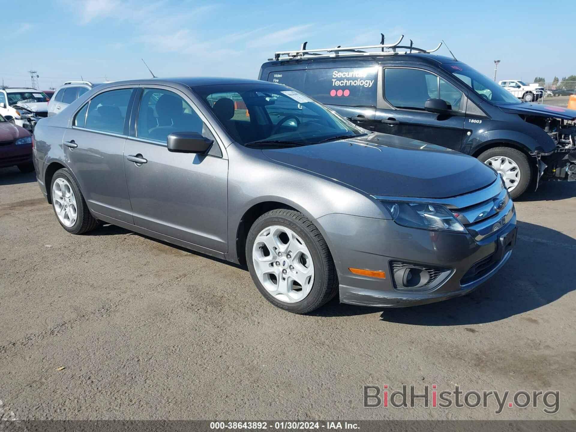 Photo 3FAHP0HA4AR249405 - FORD FUSION 2010