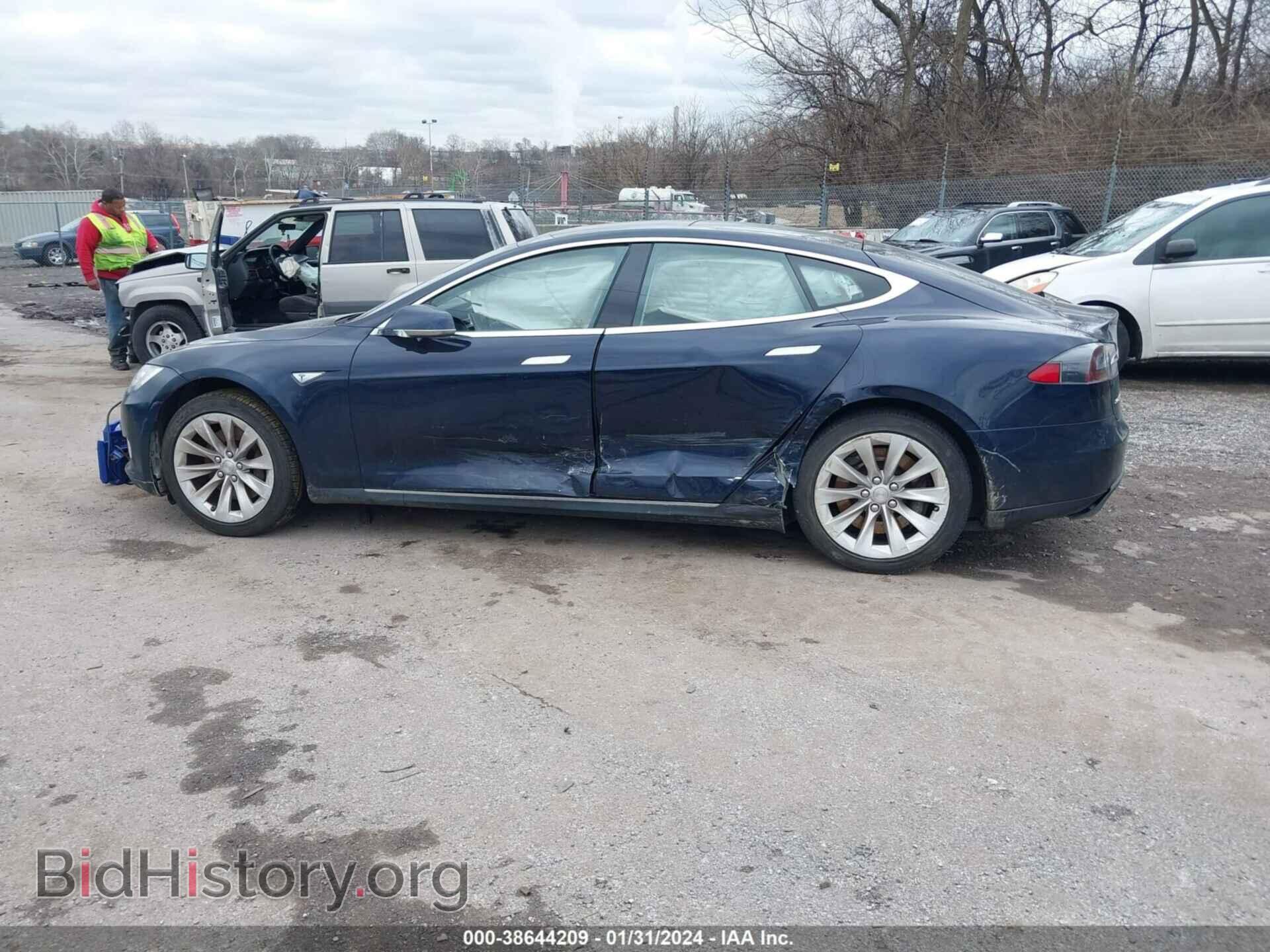 2014 TESLA MODEL S - VIN: 5YJSA1H14EFP40992 - Photo 14