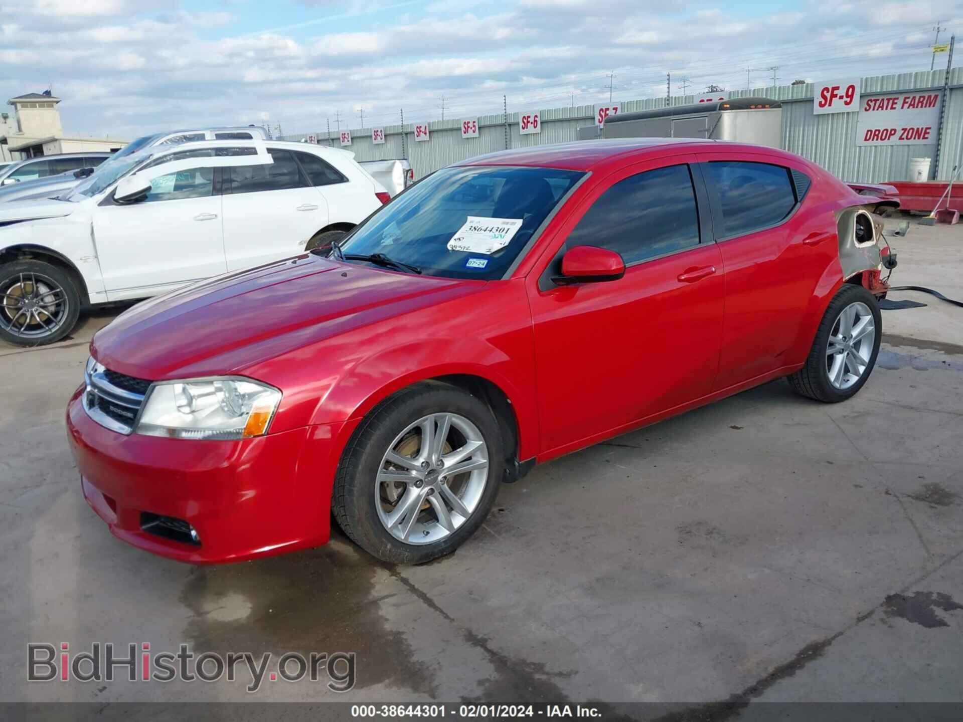 2011 DODGE AVENGER - VIN: 1B3BD1FG5BN585060 - Фото 2