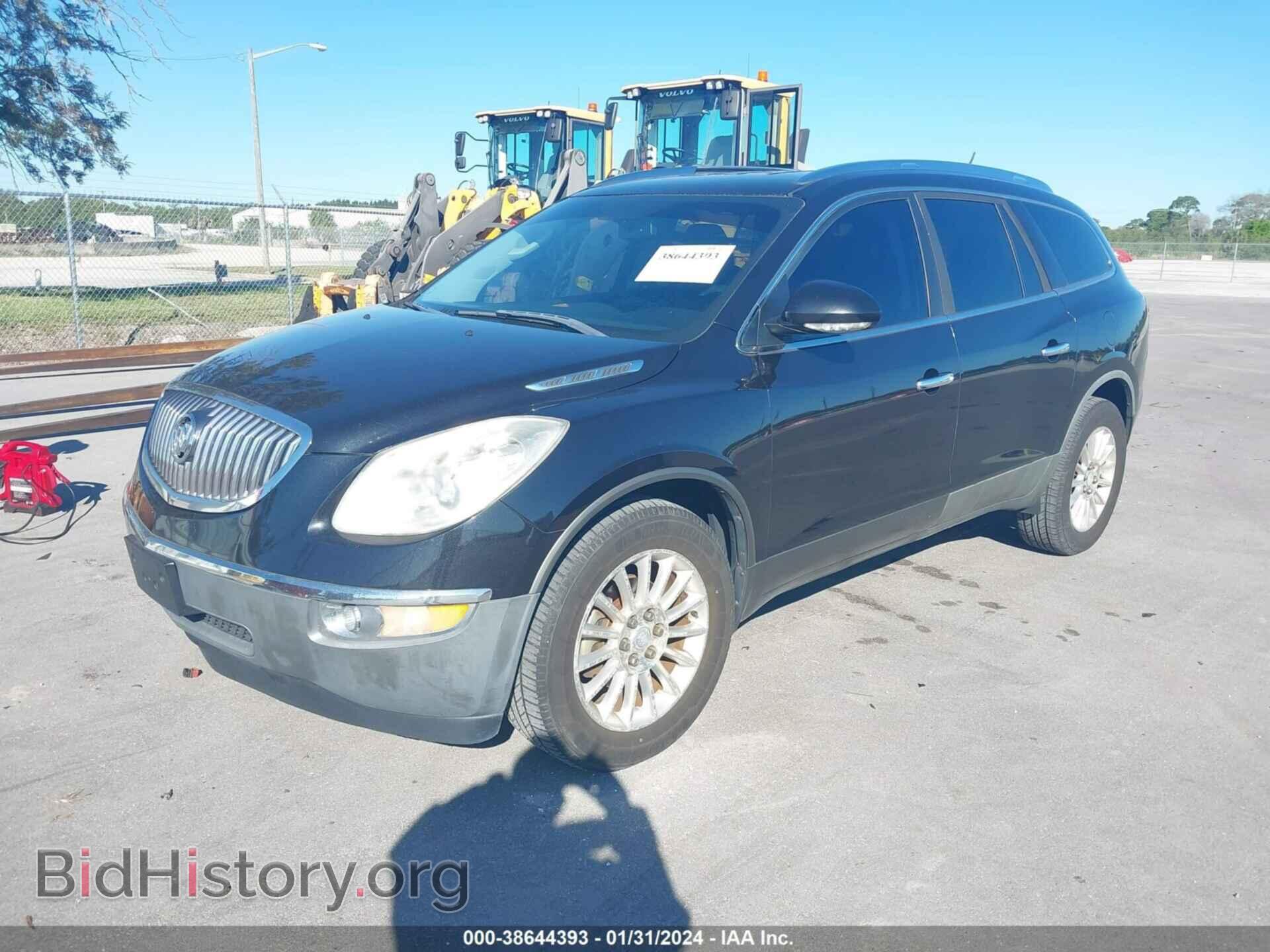 2012 BUICK ENCLAVE - VIN: 5GAKRCED7CJ142146 - Фото 2