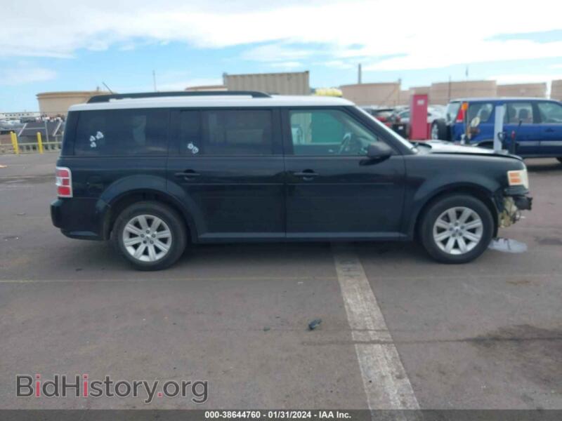 2011 Ford FLEX (VIN 2FMGK5BCXBBD03765) — фото 14 из 17