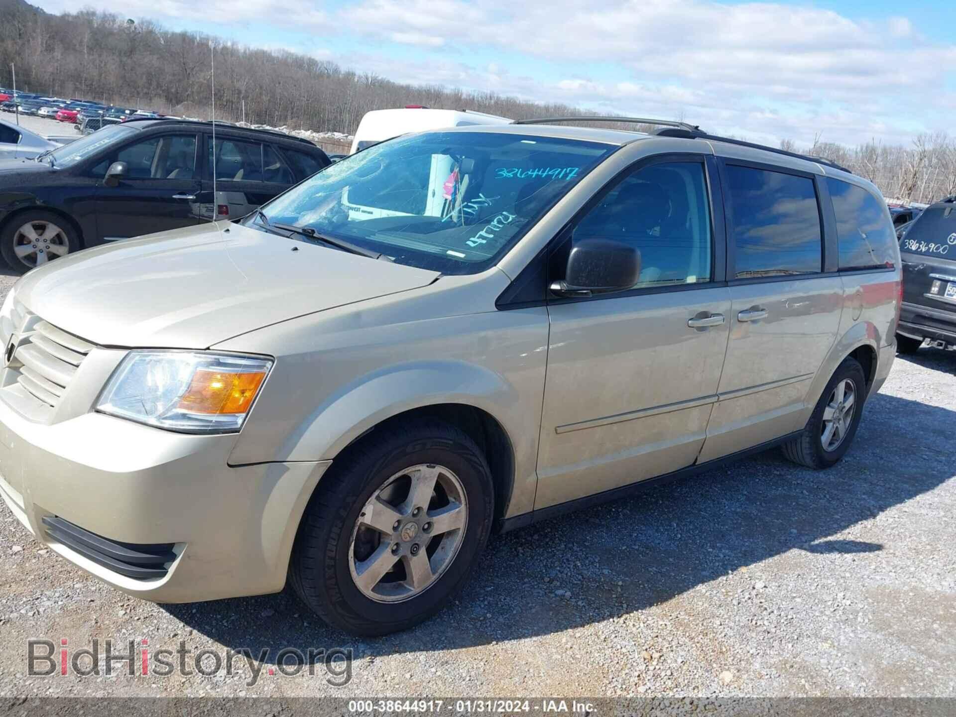 2010 DODGE GRAND CARAVAN - VIN: 2D4RN3D16AR477121 - Фото 2