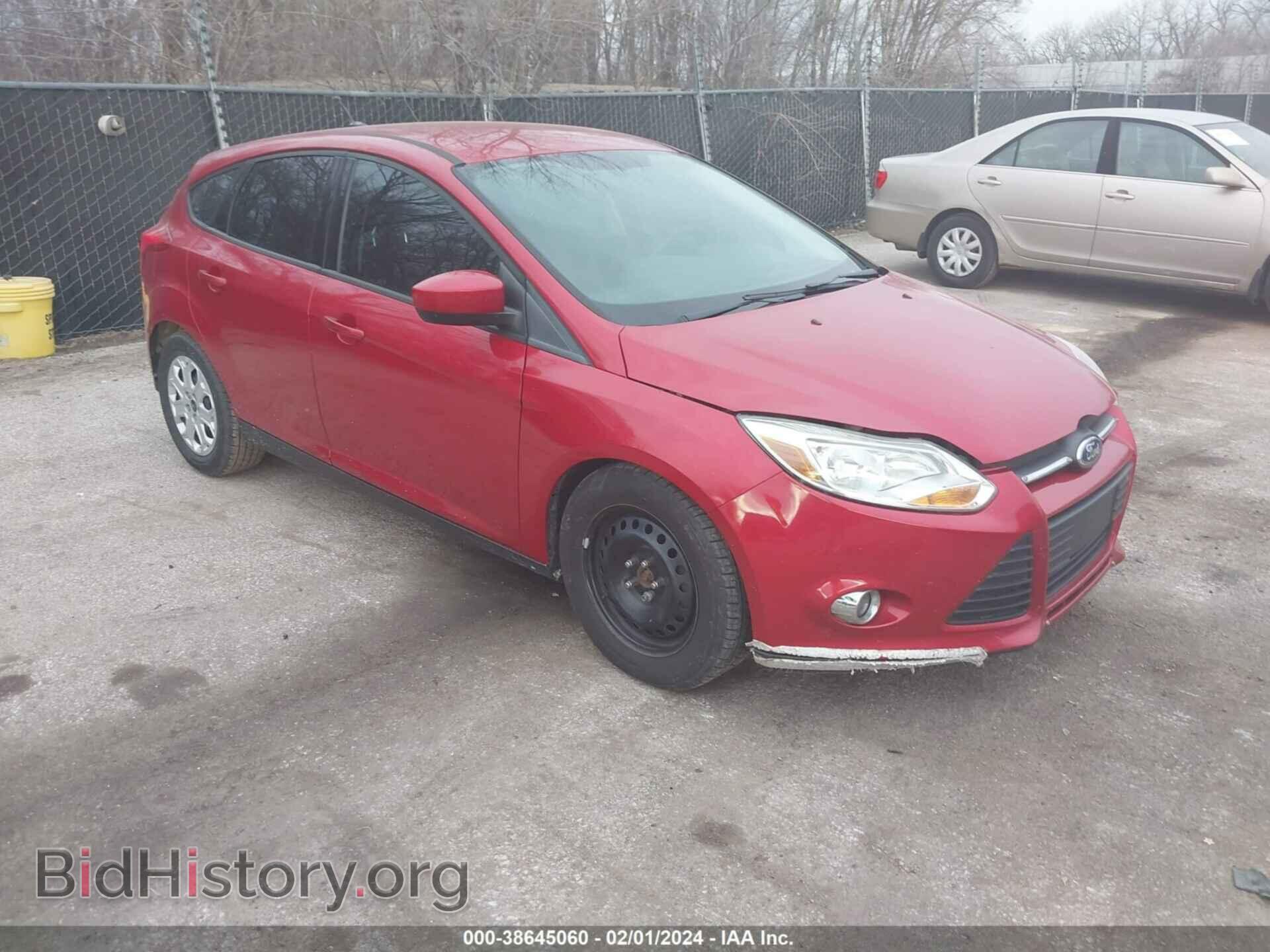 Фотография 1FAHP3K21CL371420 - FORD FOCUS 2012