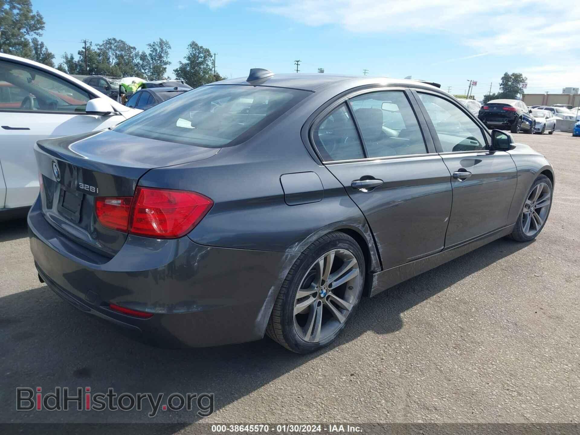 2012 BMW 328I - VIN: WBA3A5C58CF344236 - Фото 4
