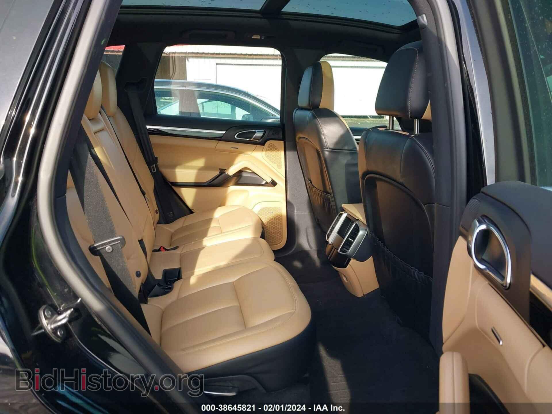 2016 PORSCHE CAYENNE - VIN: WP1AA2A25GLA06302 - Фото 8