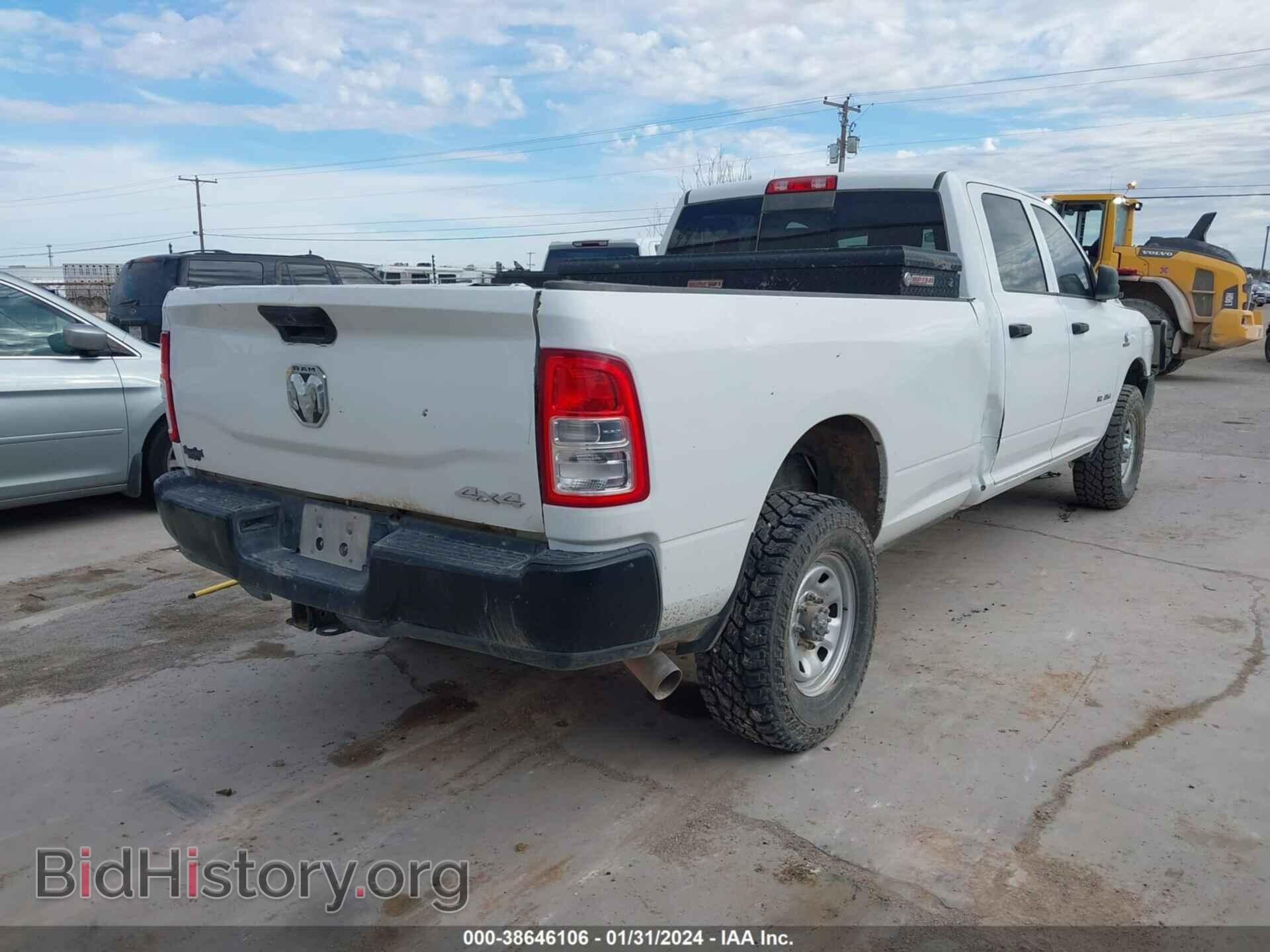 2019 RAM 2500 - VIN: 3C6UR5HLXKG577109 - Фото 4
