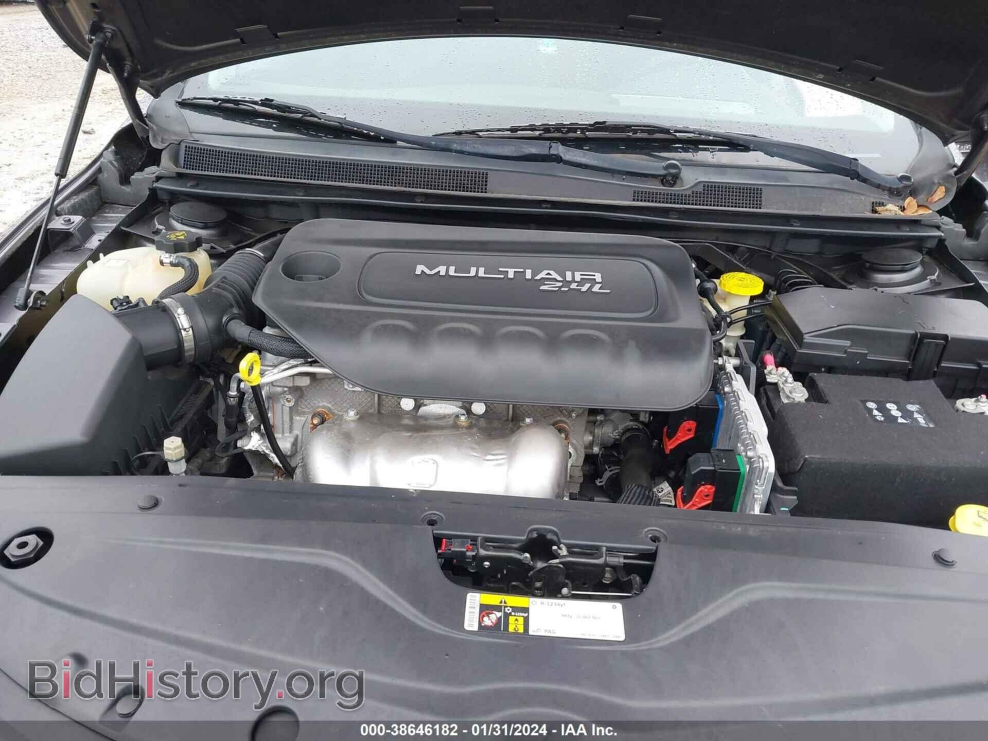 2015 CHRYSLER 200 - VIN: 1C3CCCABXFN729452 - Фото 10