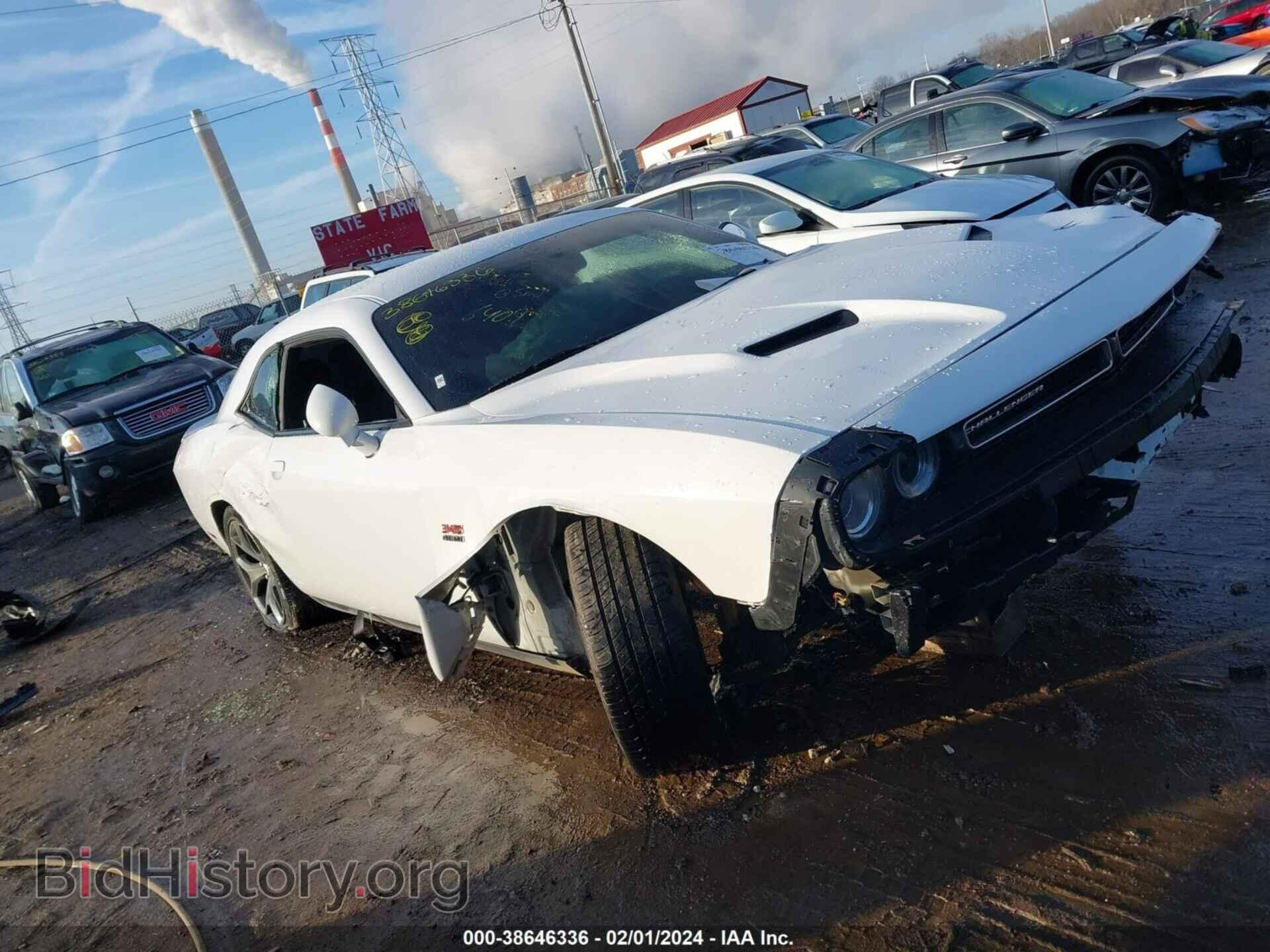 Photo 2C3CDZBT2HH640929 - DODGE CHALLENGER 2017
