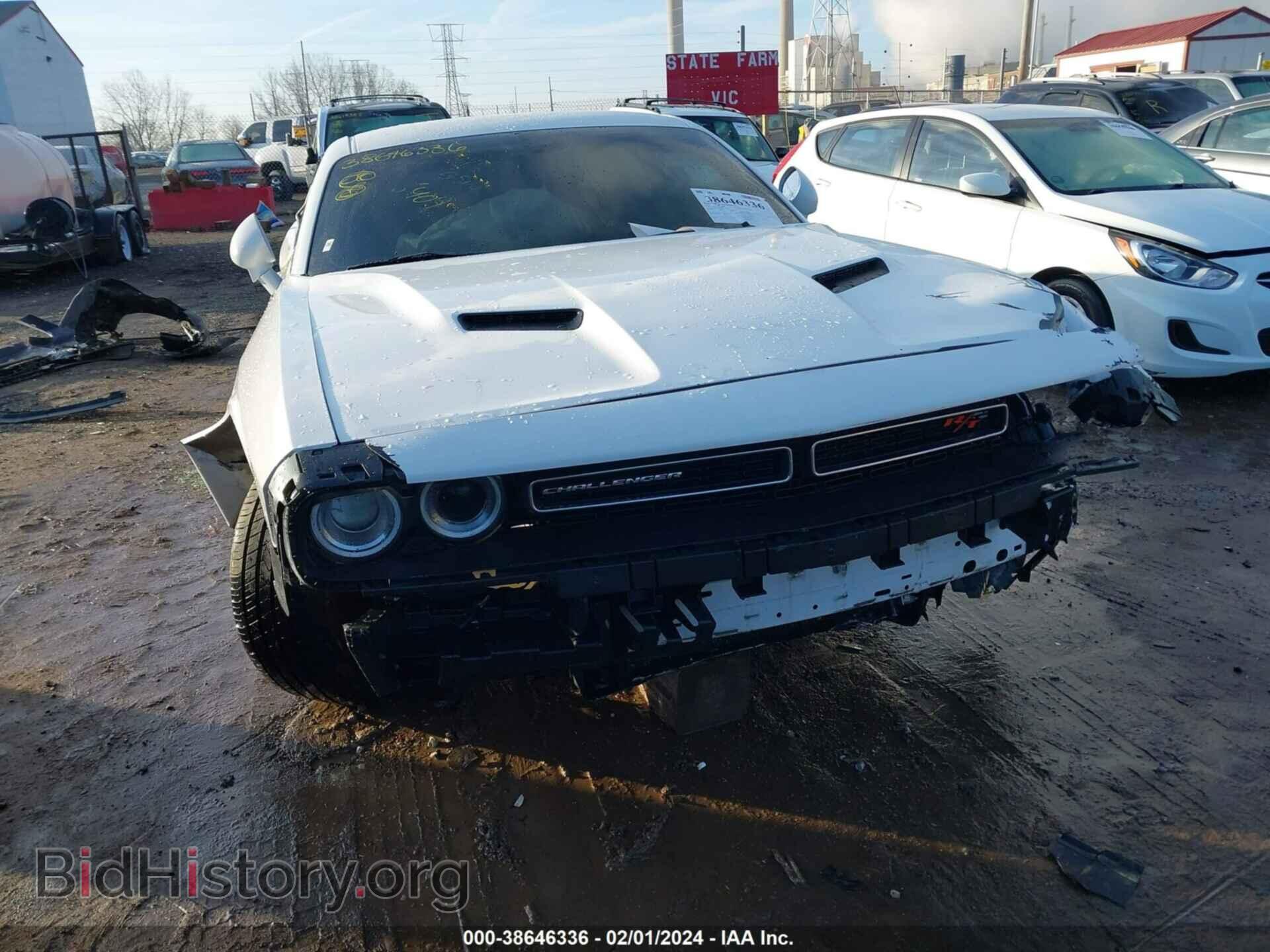 2017 DODGE CHALLENGER - VIN: 2C3CDZBT2HH640929 - Фото 13