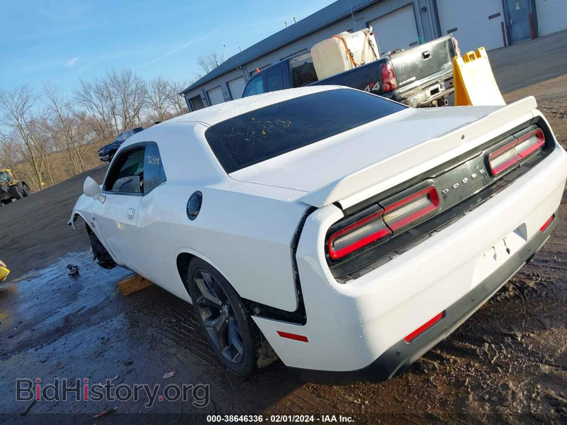 2017 DODGE CHALLENGER - VIN: 2C3CDZBT2HH640929 - Фото 3