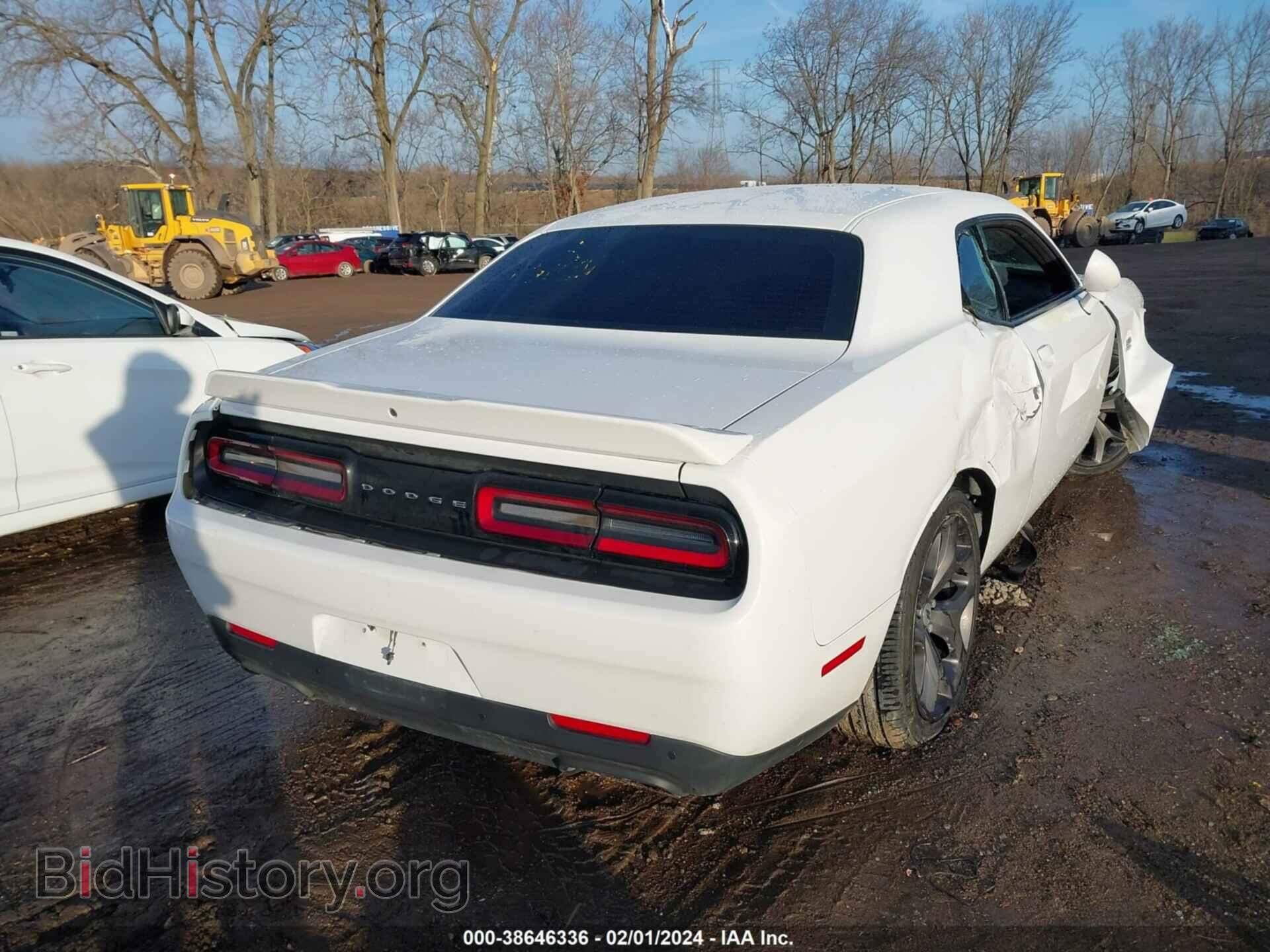 2017 DODGE CHALLENGER - VIN: 2C3CDZBT2HH640929 - Фото 4