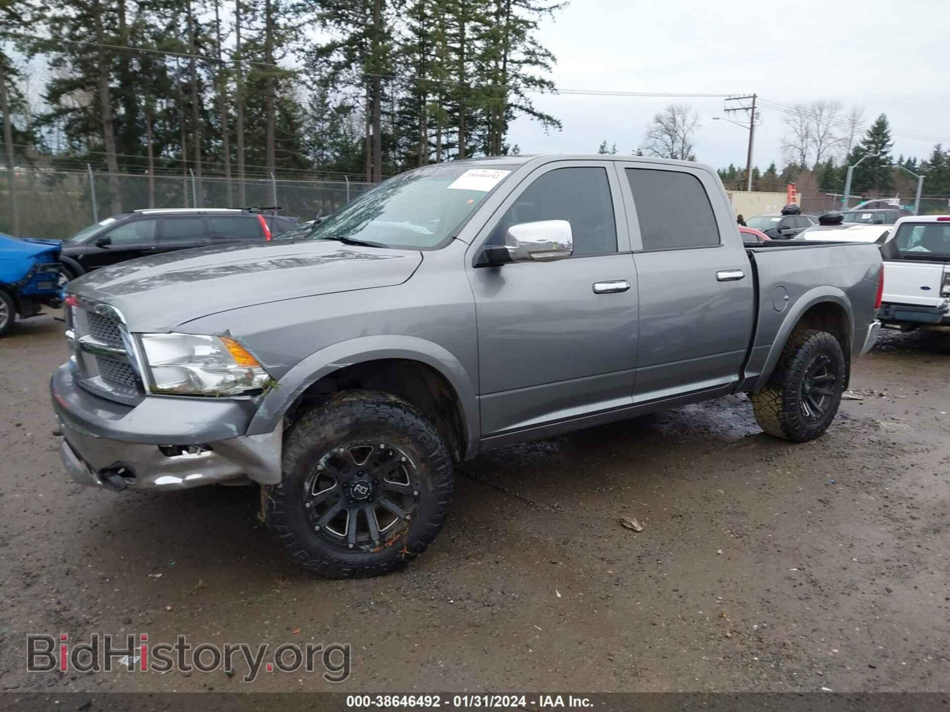 2012 RAM 1500 - VIN: 1C6RD7NT4CS180705 - Фото 2