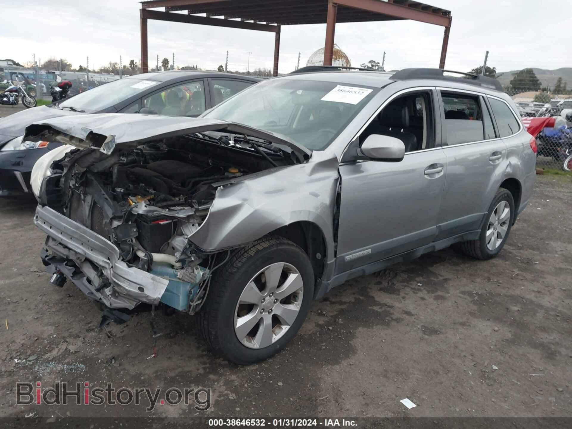 2011 SUBARU OUTBACK - VIN: 4S4BRBKC8B3317894 - Фото 2