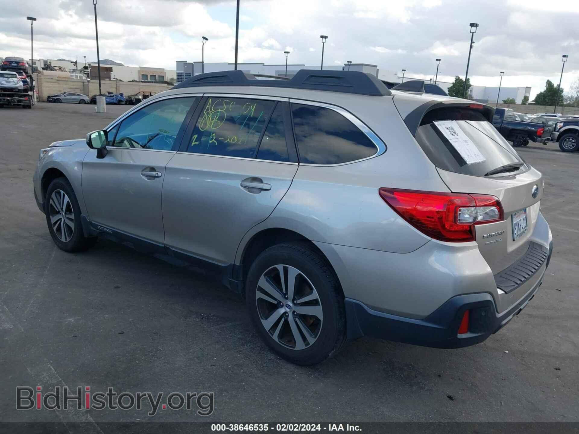 2018 SUBARU OUTBACK - VIN: 4S4BSANC9J3228361 - Фото 3