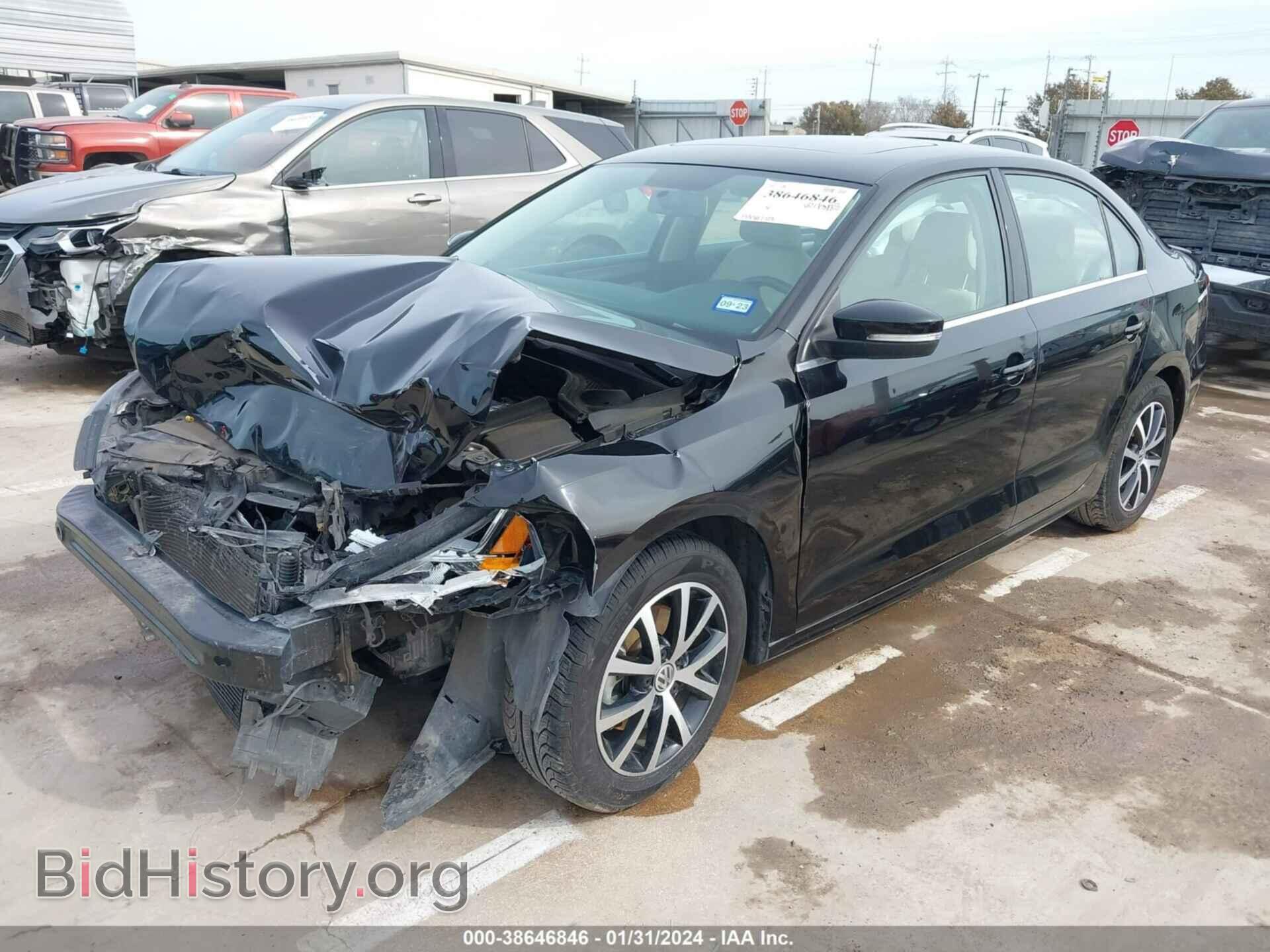 2017 VOLKSWAGEN JETTA - VIN: 3VWDB7AJ5HM394371 - Фото 2