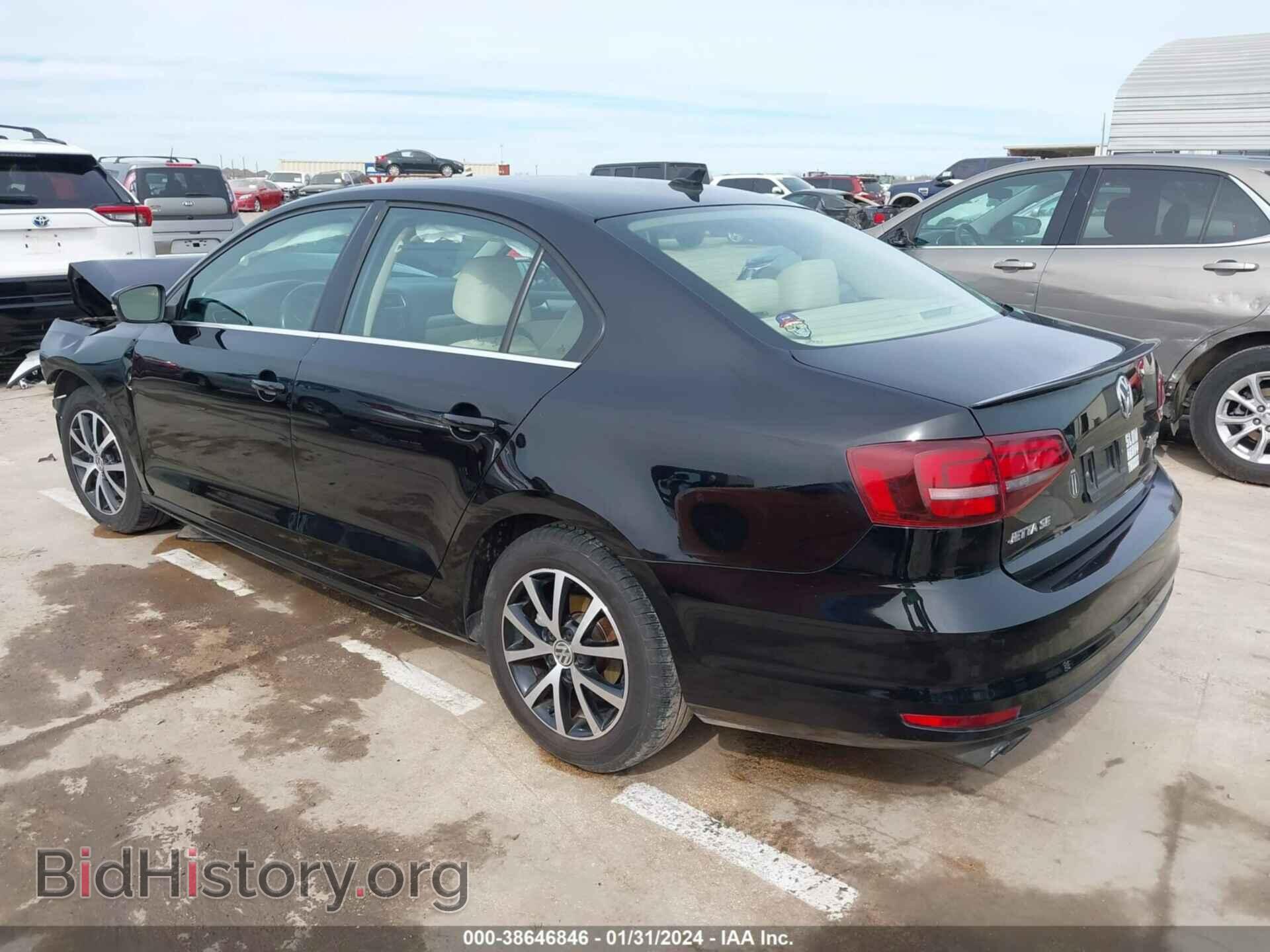 2017 VOLKSWAGEN JETTA - VIN: 3VWDB7AJ5HM394371 - Фото 3