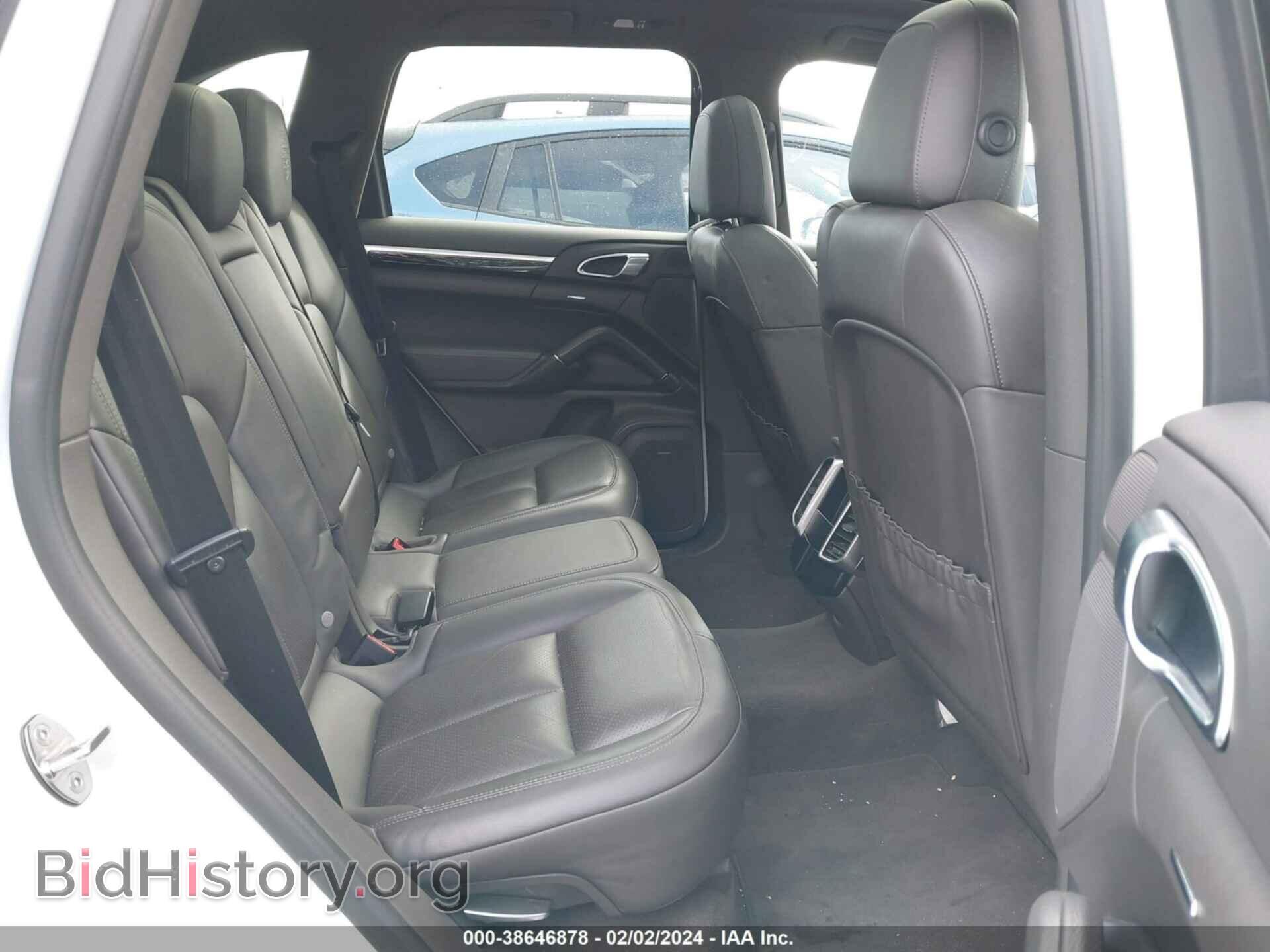 2017 PORSCHE CAYENNE - VIN: WP1AA2A28HKA85438 - Фото 8
