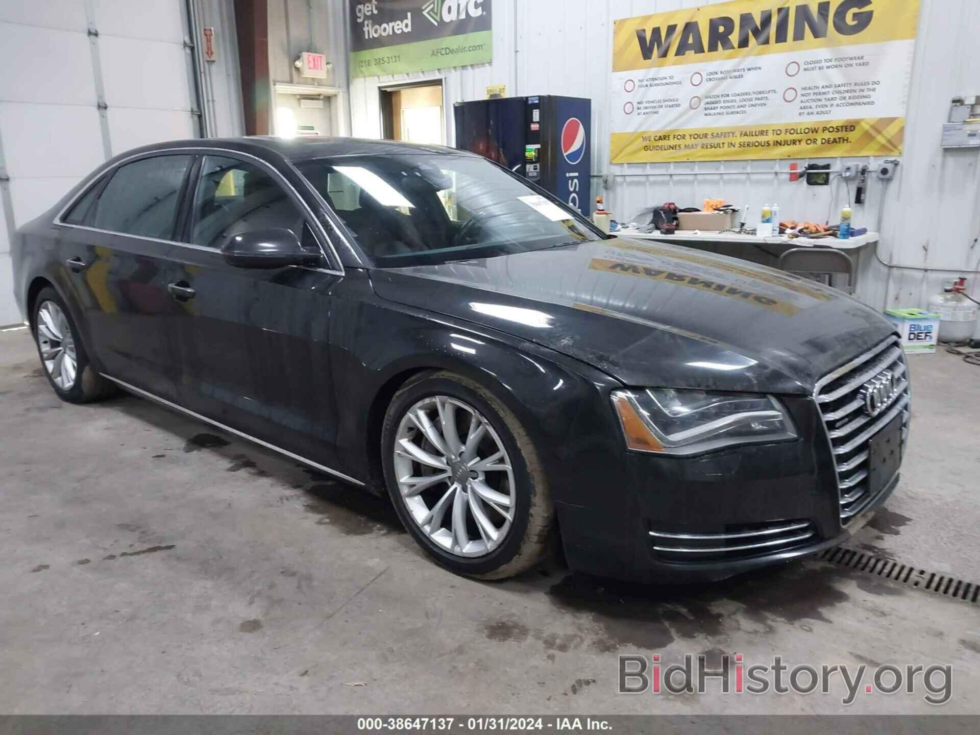 Photo WAURVAFD6BN016134 - AUDI A8 L 2011