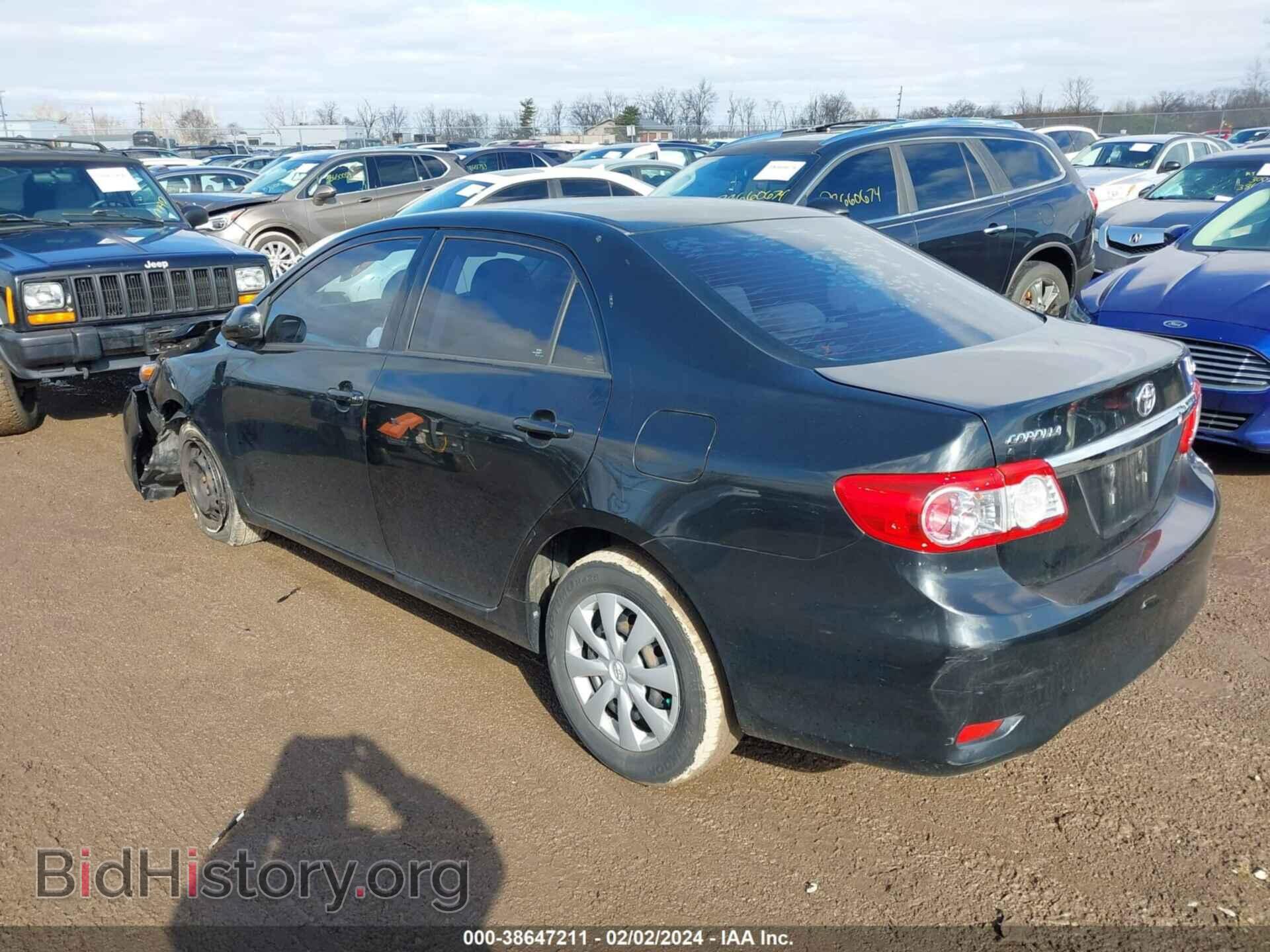 2011 TOYOTA COROLLA - VIN: 2T1BU4EEXBC754248 - Фото 3