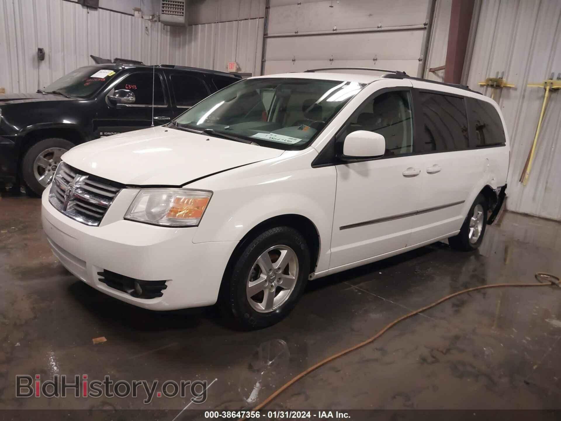 2010 DODGE GRAND CARAVAN - VIN: 2D4RN5D18AR100205 - Фото 2