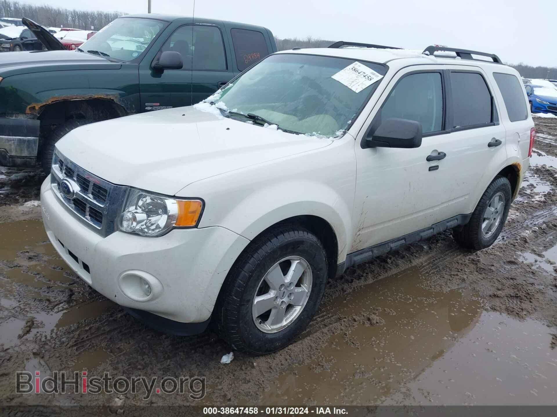 2012 FORD ESCAPE - VIN: 1FMCU0D75CKB44852 - Фото 2